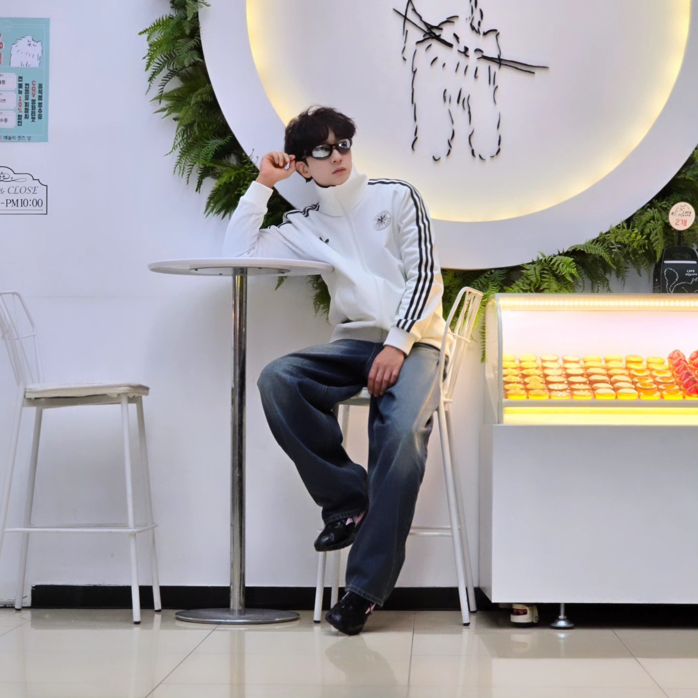 Adidas German Beckenbauer Track Top Off White - KR Sizing, Adidas German Beckenbauer Track Top Off White - US Sizing 착용 스타일 - 5