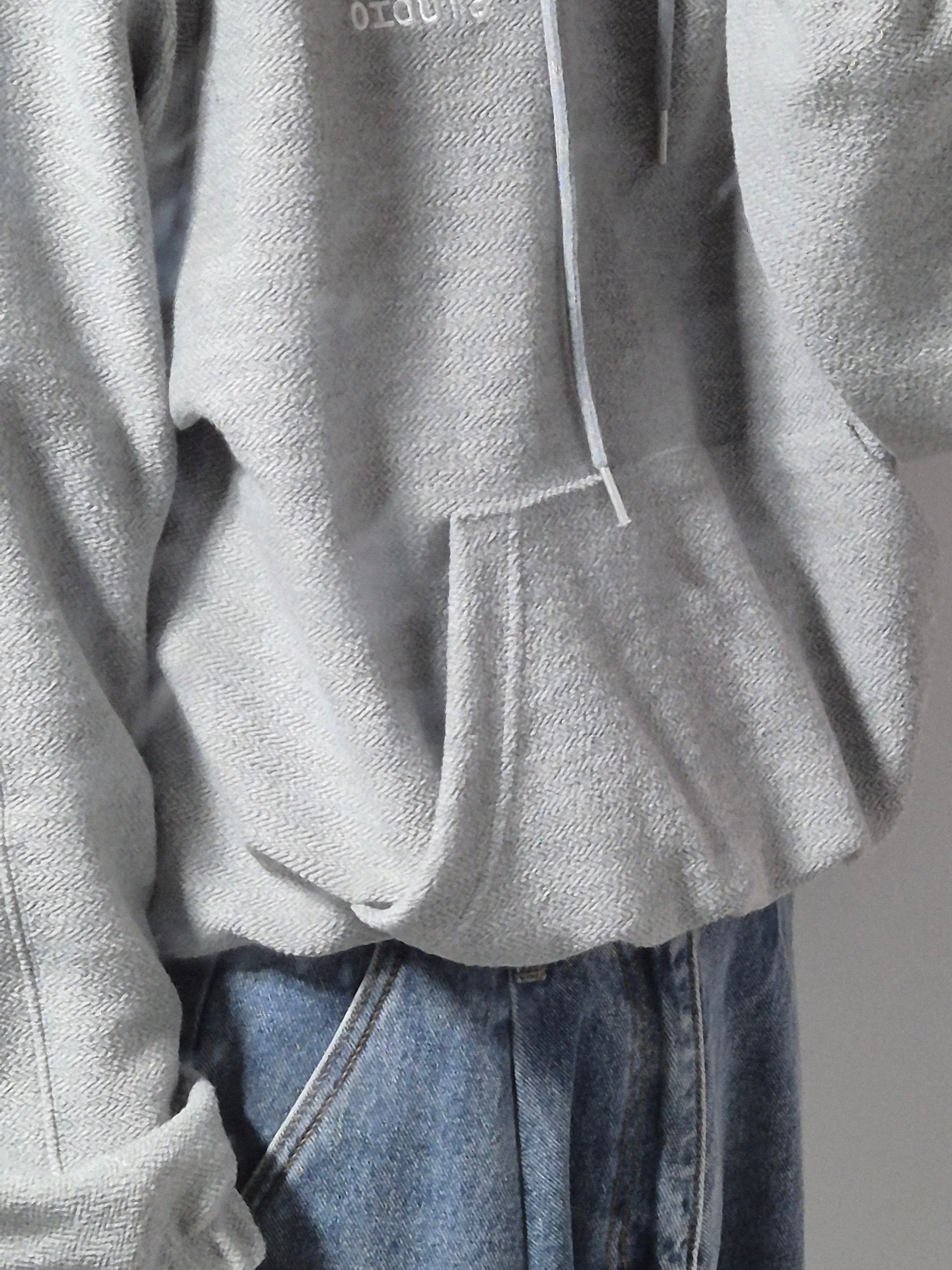 IAB Studio Herringbone Hoodie Gray White 착용 스타일 - 5