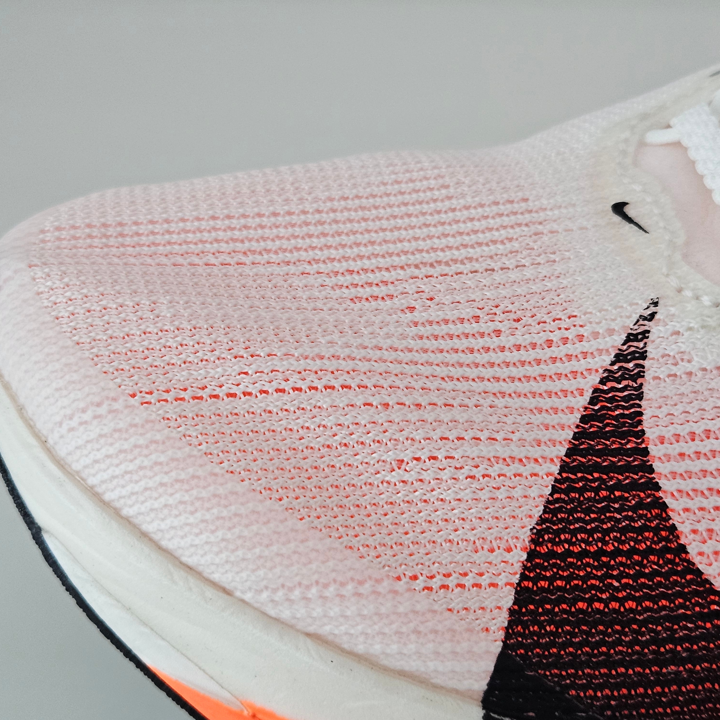 Nike ZoomX Streakfly 2 Proto Sail Total Orange 착용 스타일 - 4
