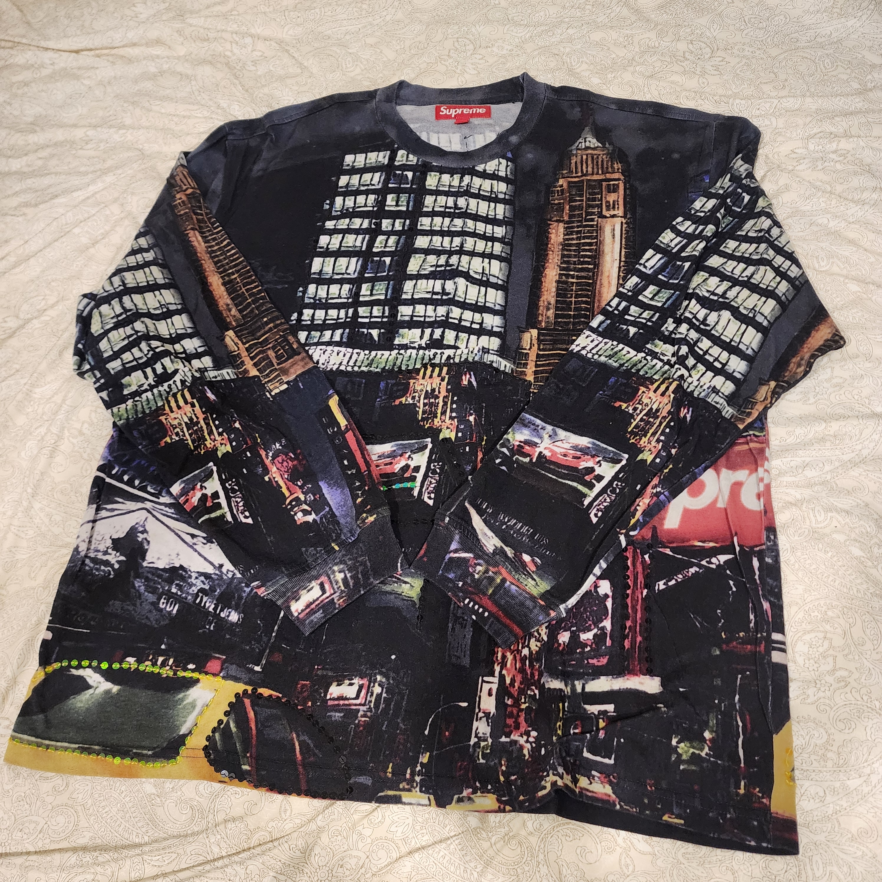 Supreme Skyline Sequin L/S Top Night - 25SS 착용 스타일 - 1