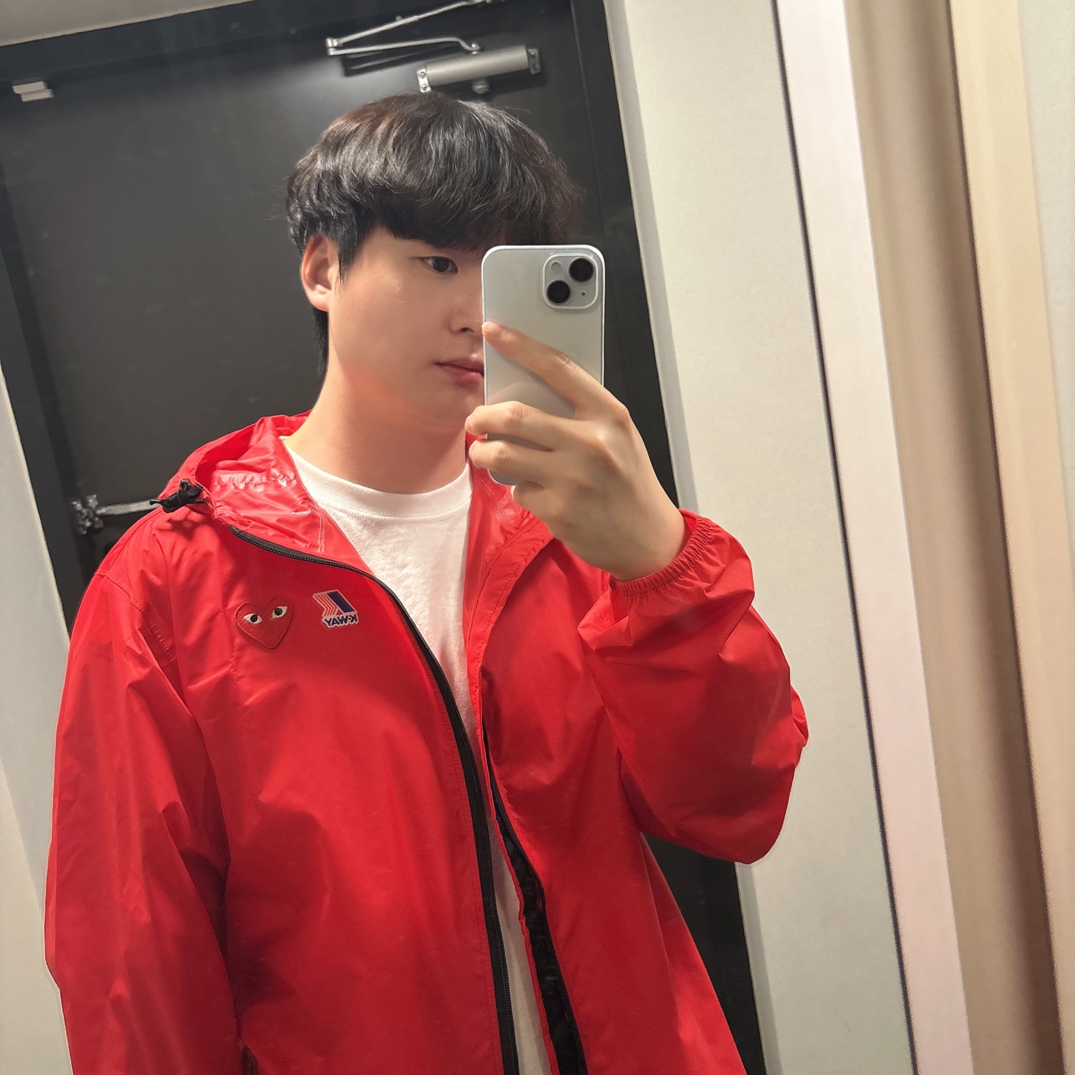 Play Comme des Garcons x K-Way Full Zip Jacket Red 착용 스타일 - 2