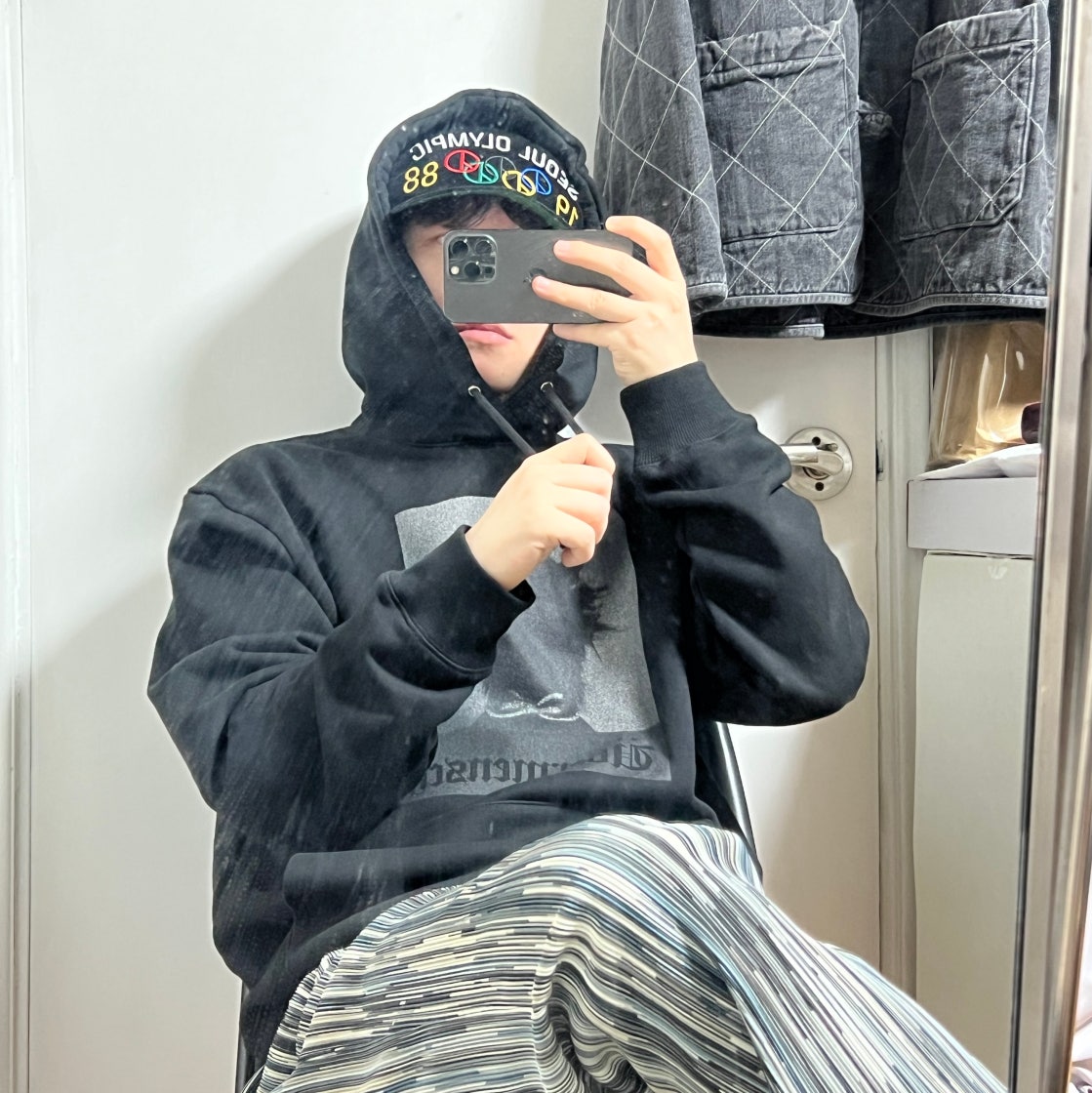 G-DRAGON フーディー　Übermensch G-DRAGON ÜBERMENSCH フーディージップアップFブラック - メルカリ