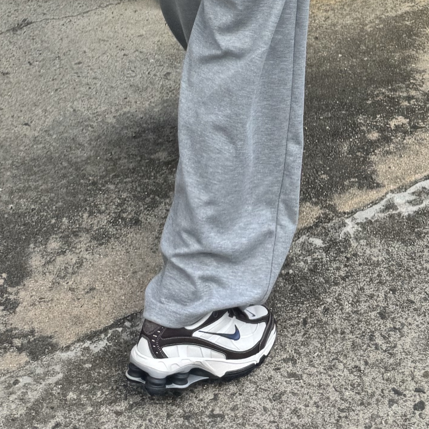 Nike Shox Ride 2 Baroque Brown Diffused Blue 착용 스타일
