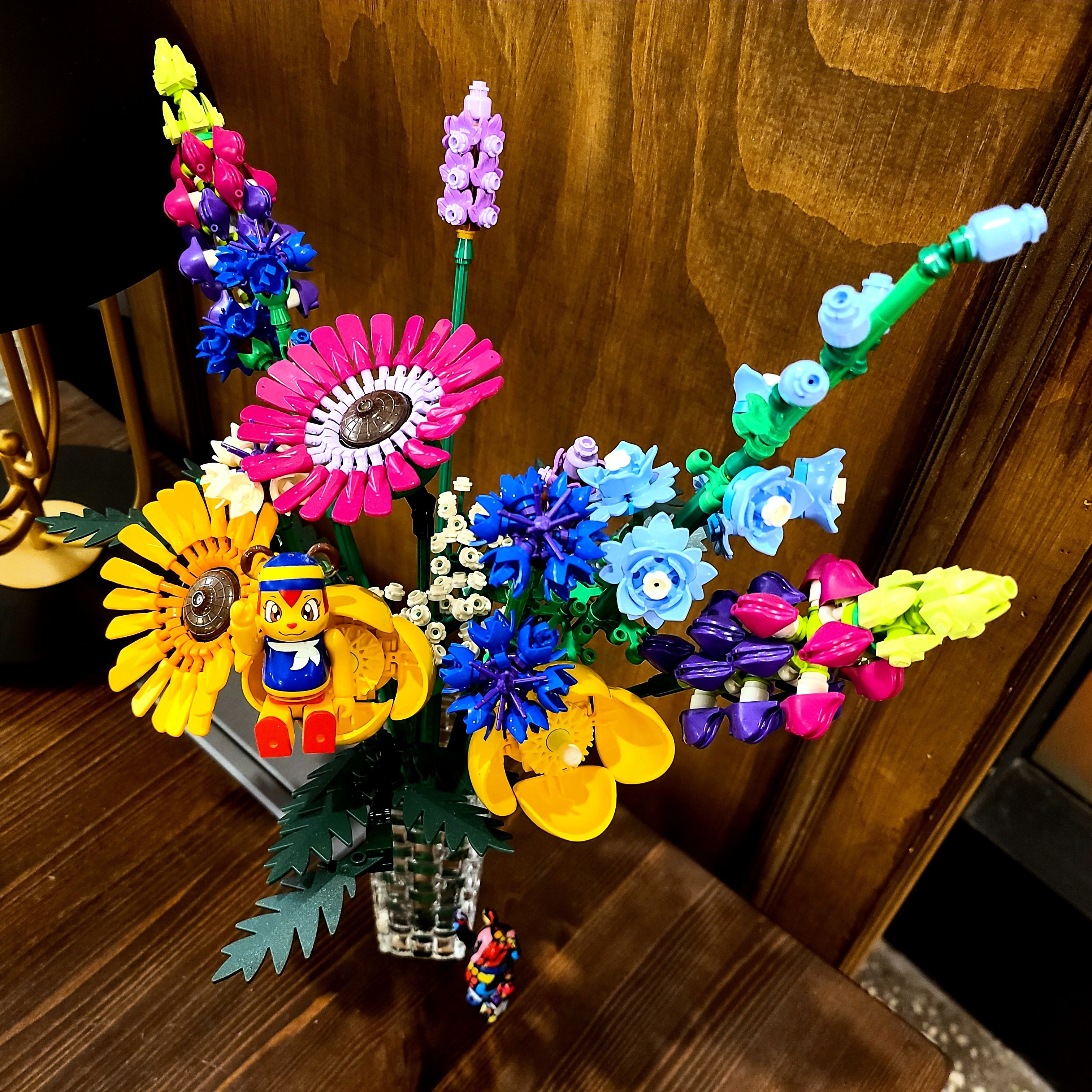 Lego Wildflower Bouquet, Bearbrick x Yoon Hyup 100% & 400% Set 착용 스타일 - 1