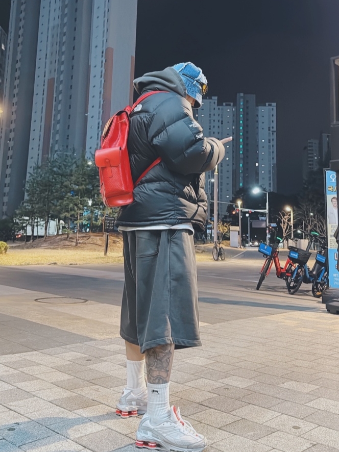 Nike x Supreme Shox Ride 2 SP White, Diesel Dx1433 Stainless Steel Choker Necklace Silver 착용 스타일 - 2