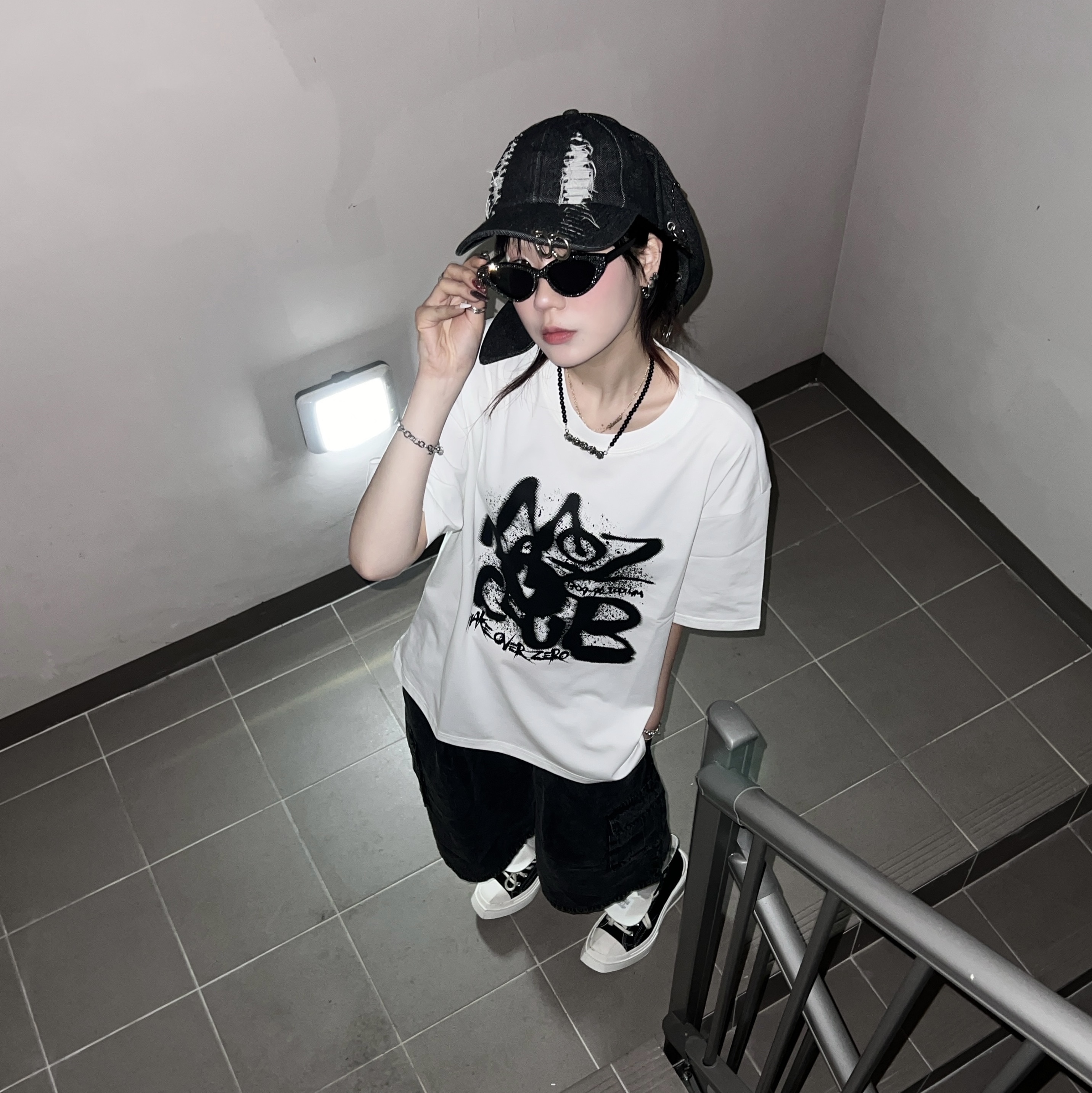 (W) Converse Chuck 70 De Luxe Wedge Black 착용 스타일 - 2