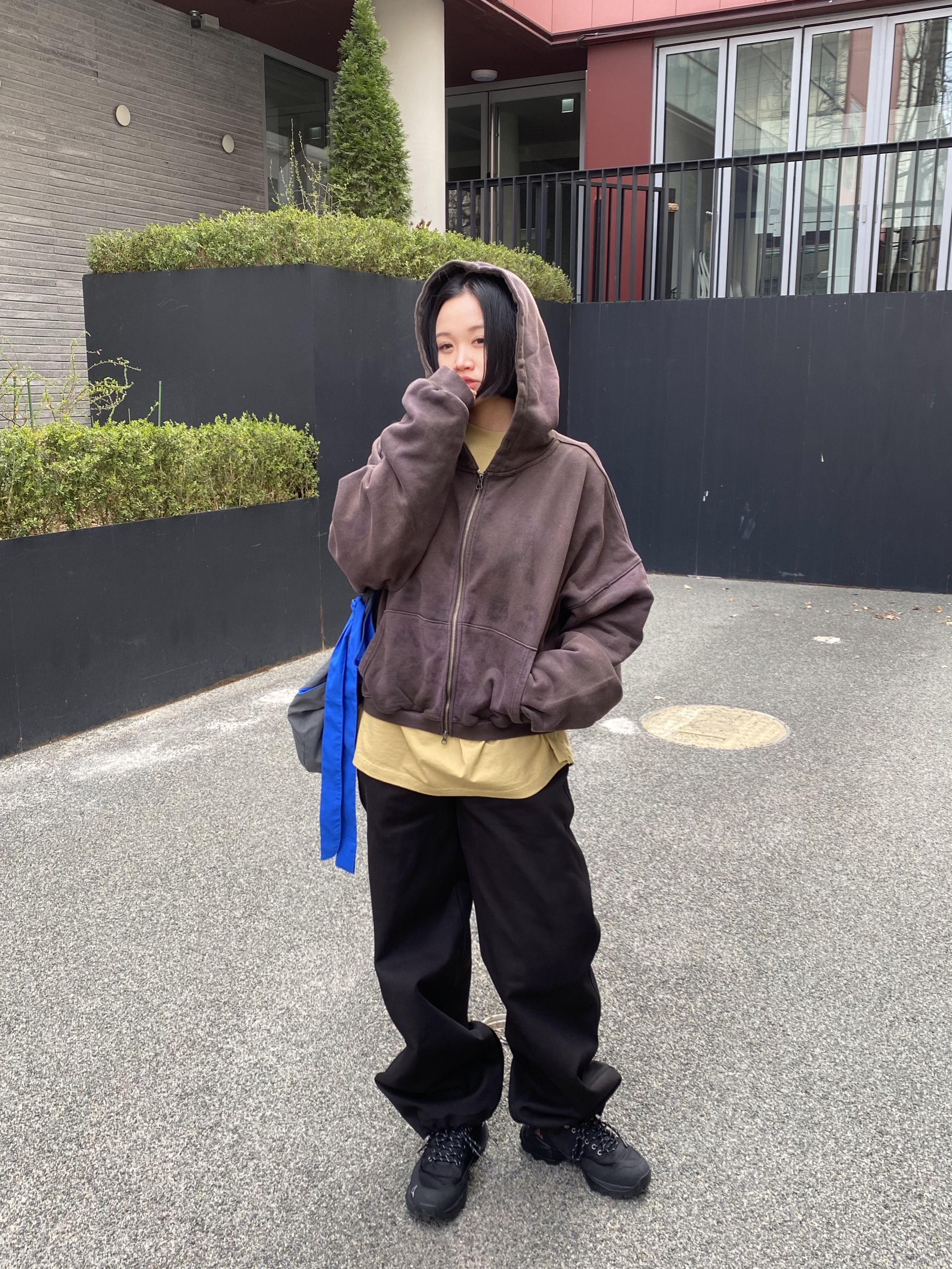 Roa Hiking Neal Black 착용 스타일