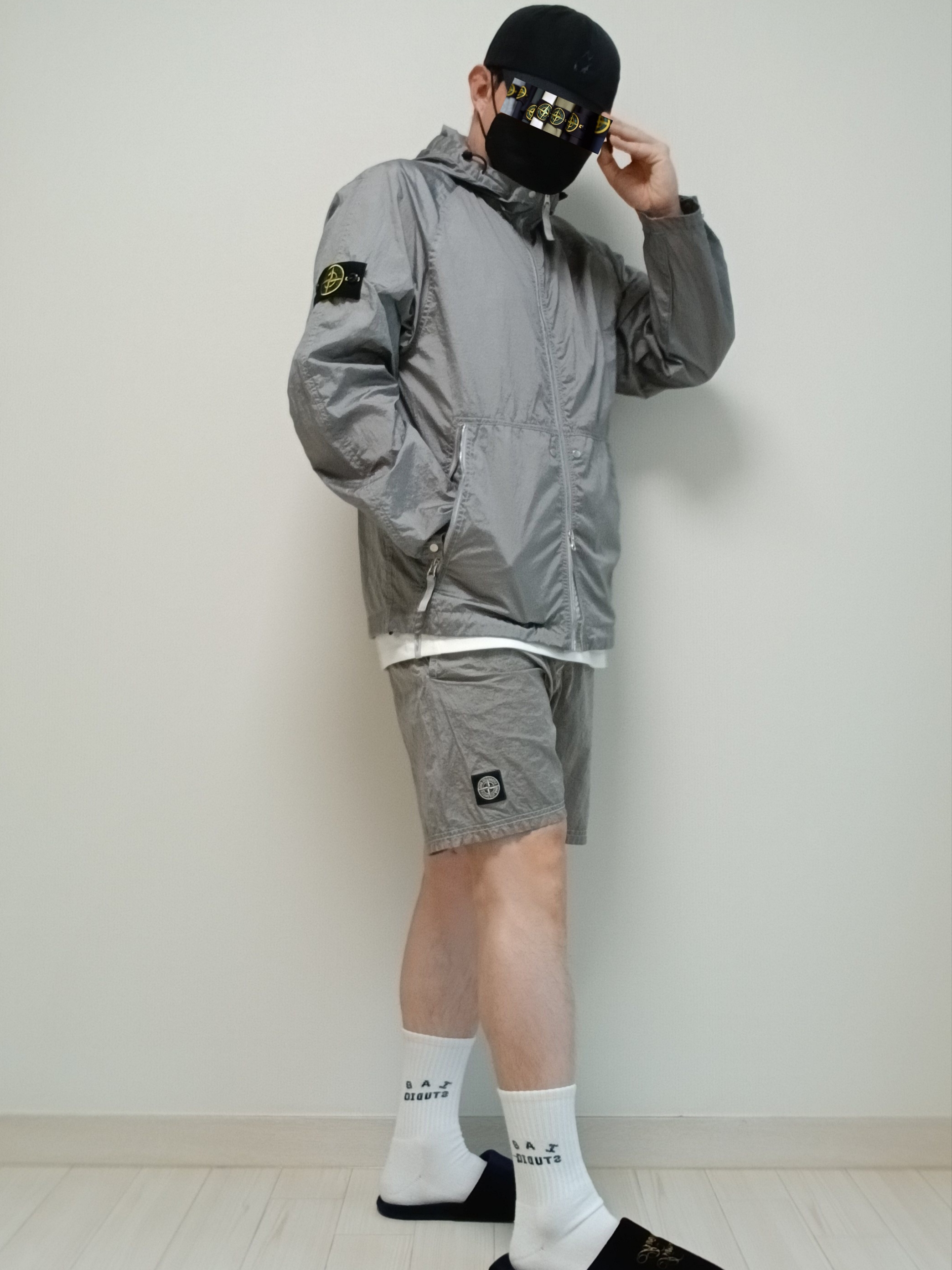 Stone Island 4100097 Nylon Metal Watro-Tc in Econyl Hooded Jacket Pearl Grey - 25SS, Arc'teryx Captive Arc'word SS T-Shirt White Light 착용 스타일 - 7