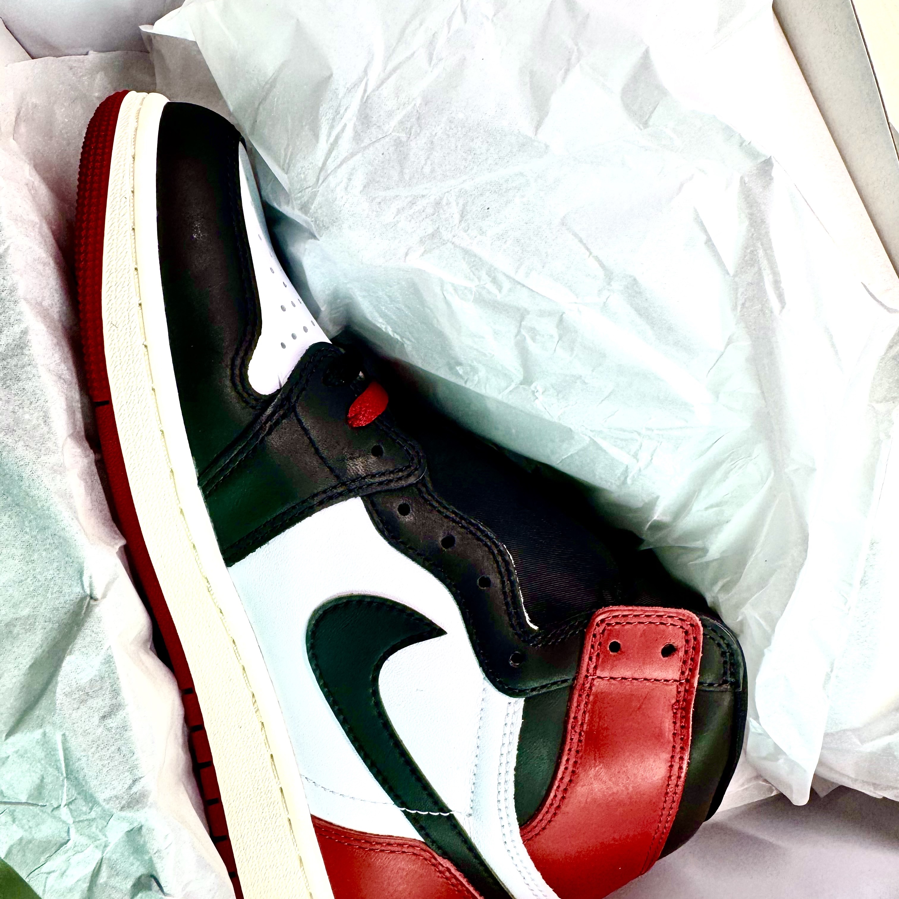 Jordan 1 Retro High OG Black Toe 착용 스타일 - 2