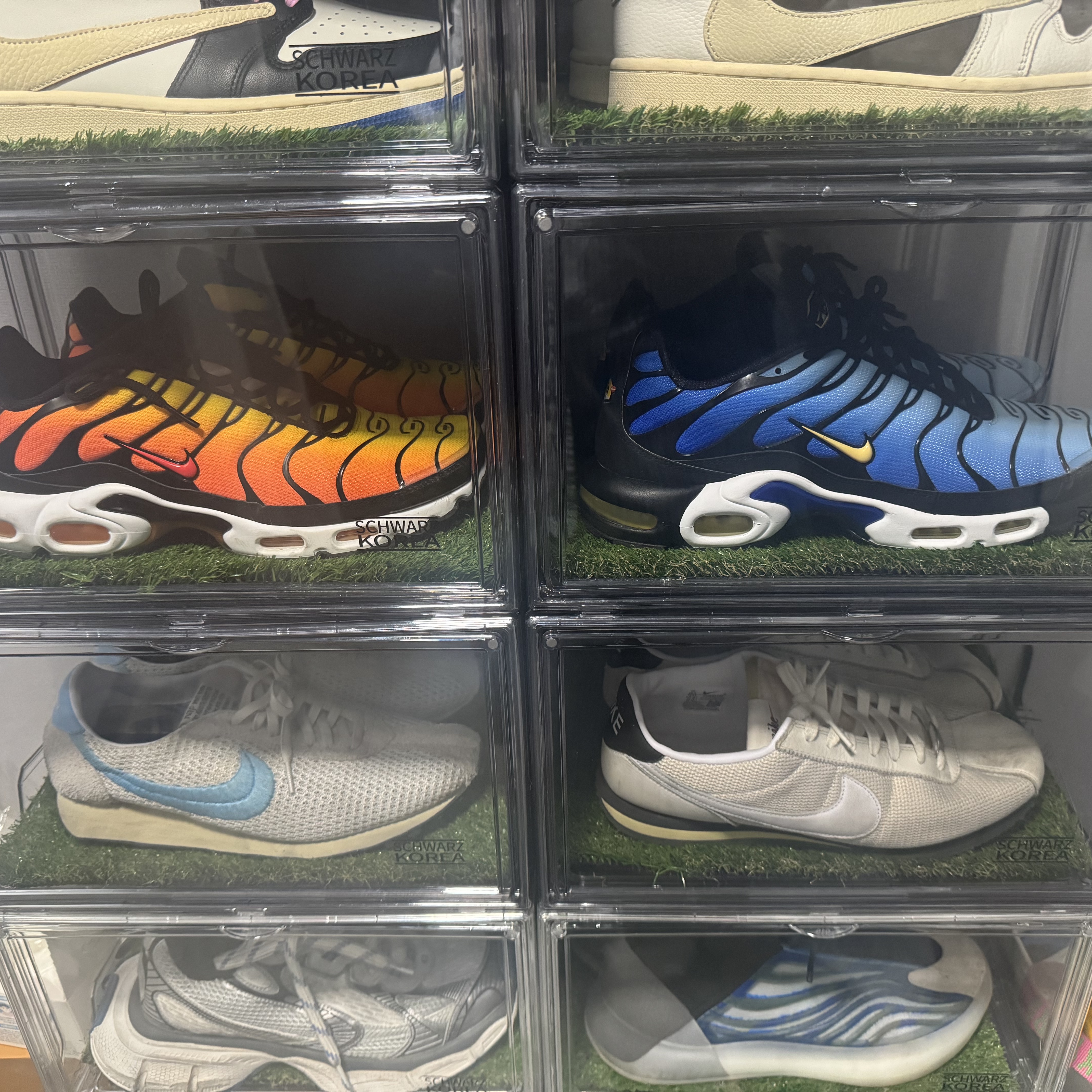 Nike Air Max Plus OG Hyper Blue 2025, Nike Air Max Plus Bright Ceramic and Tour Yellow 착용 스타일 - 1