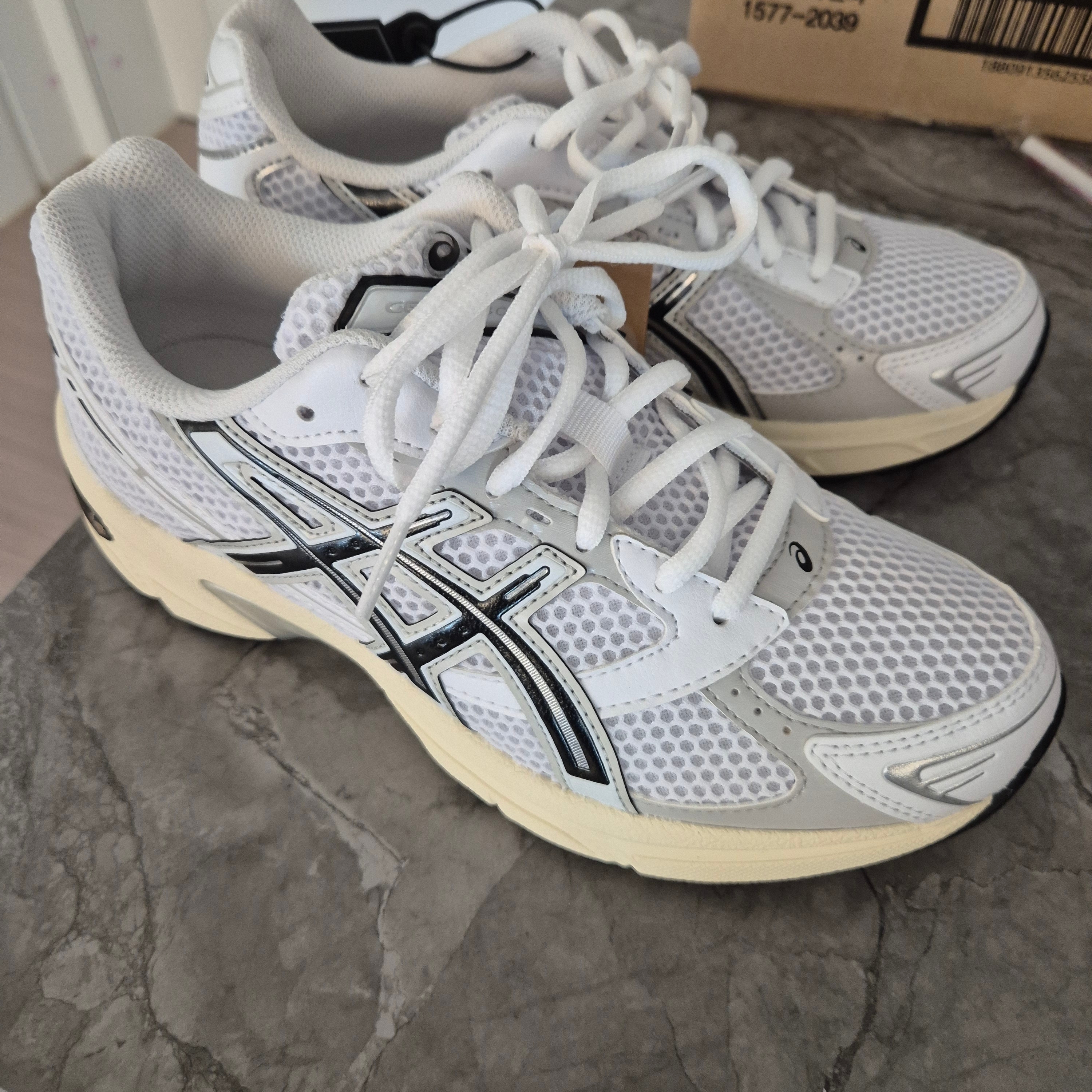 Asics Gel-1130 White Cloud Grey 착용 스타일 - 1