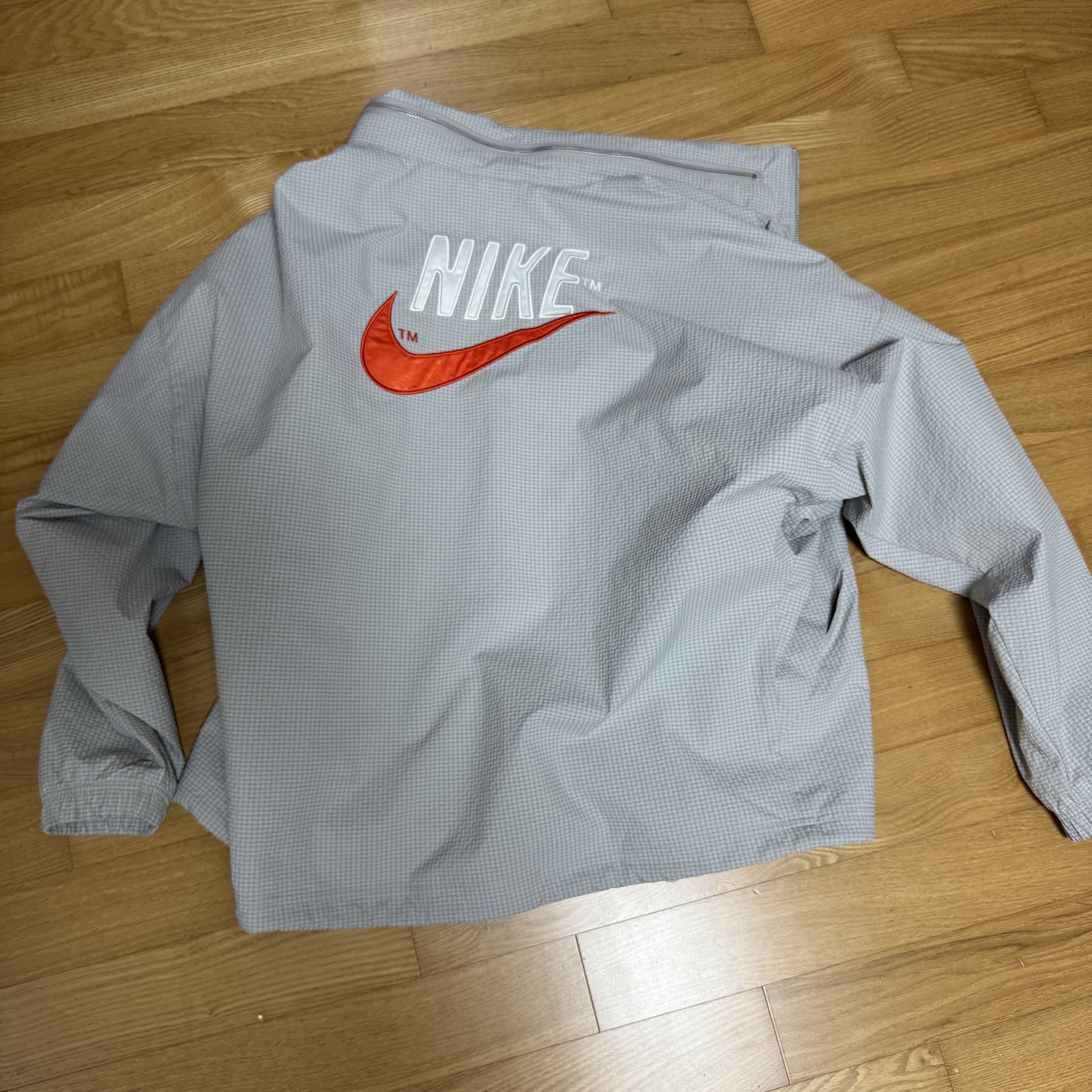 Nike NSW Trend Woven Jacket Light Iron Ore - Asia 착용 스타일