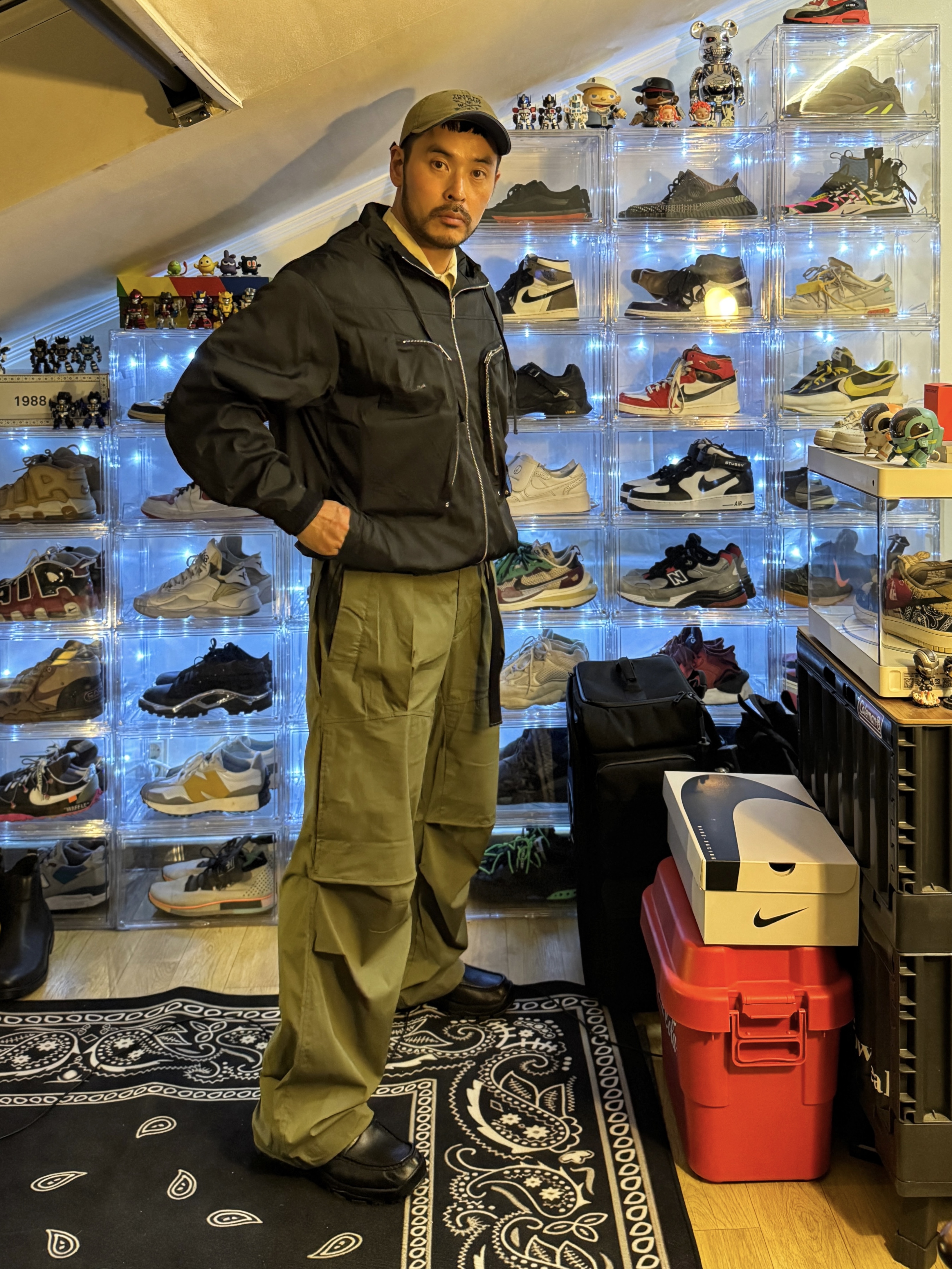 New Balance x DTLR 992 Made in USA Discover and Celebrate, Nike x Stussy Air Force 1 '07 Mid SP Black and Light Bone 착용 스타일 - 5