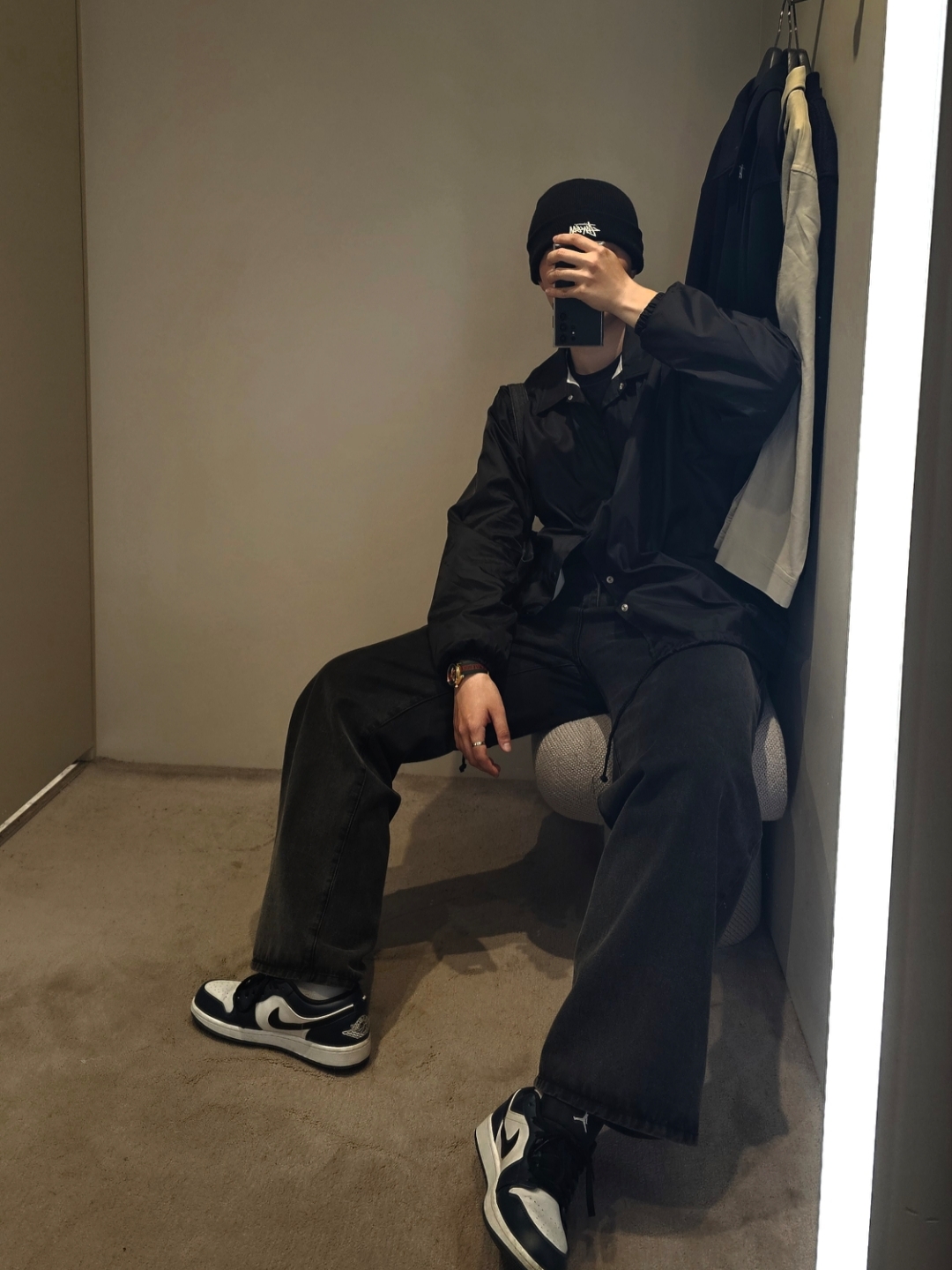 Jordan 1 Low Dark Teal, Stussy Stock Cuff Beanie Black 착용 스타일 - 1