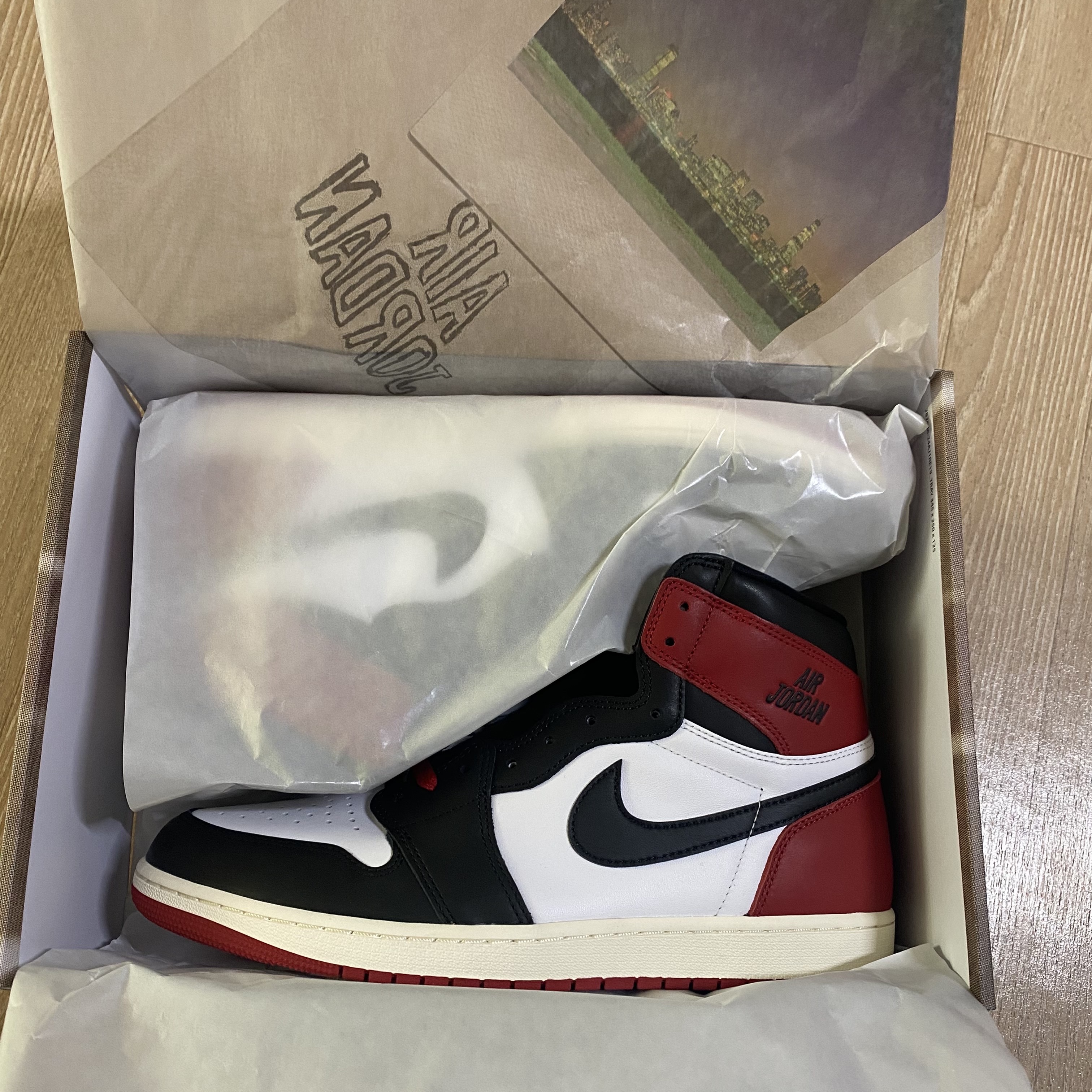 Jordan 1 Retro High OG Black Toe 착용 스타일