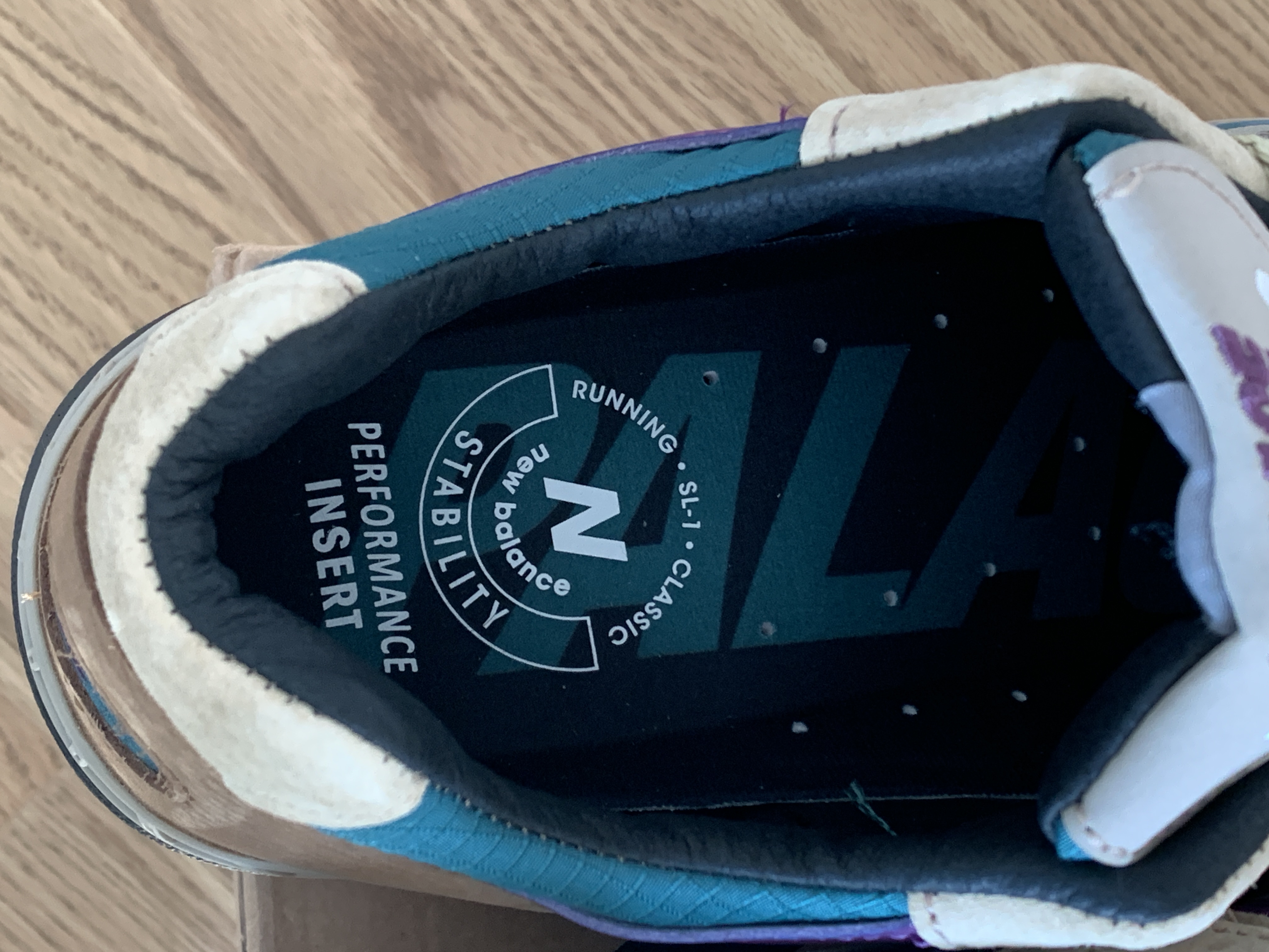 New Balance x Palace 991 Made in UK Teal Brown 착용 스타일 - 2