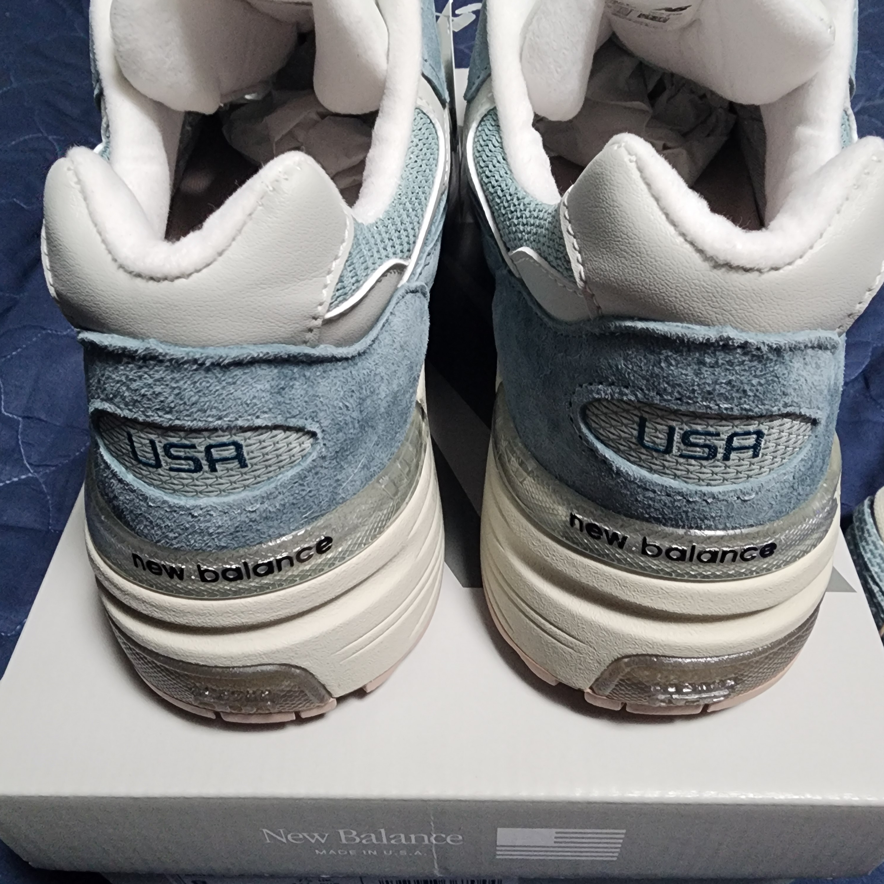 New Balance x Kith 992 Made in USA Aegean Blue Oyster 착용 스타일 - 3