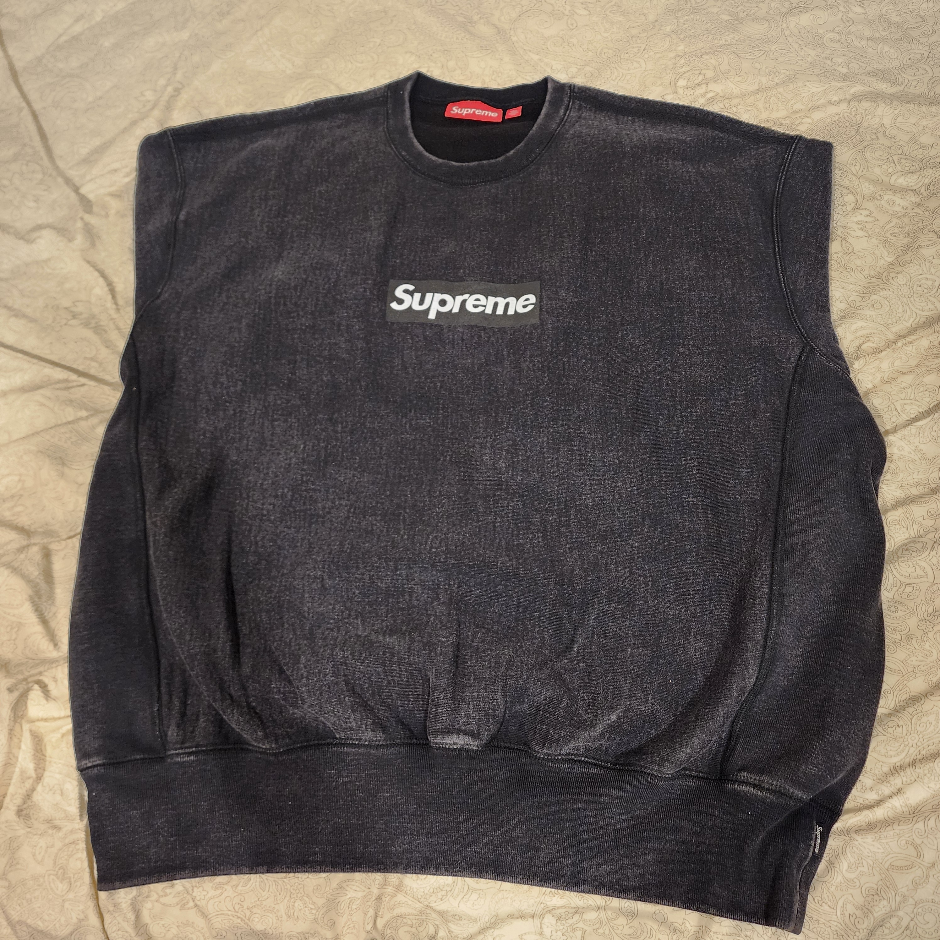 Supreme Washed Box Logo Crewneck Black - 25SS 착용 스타일 - 1