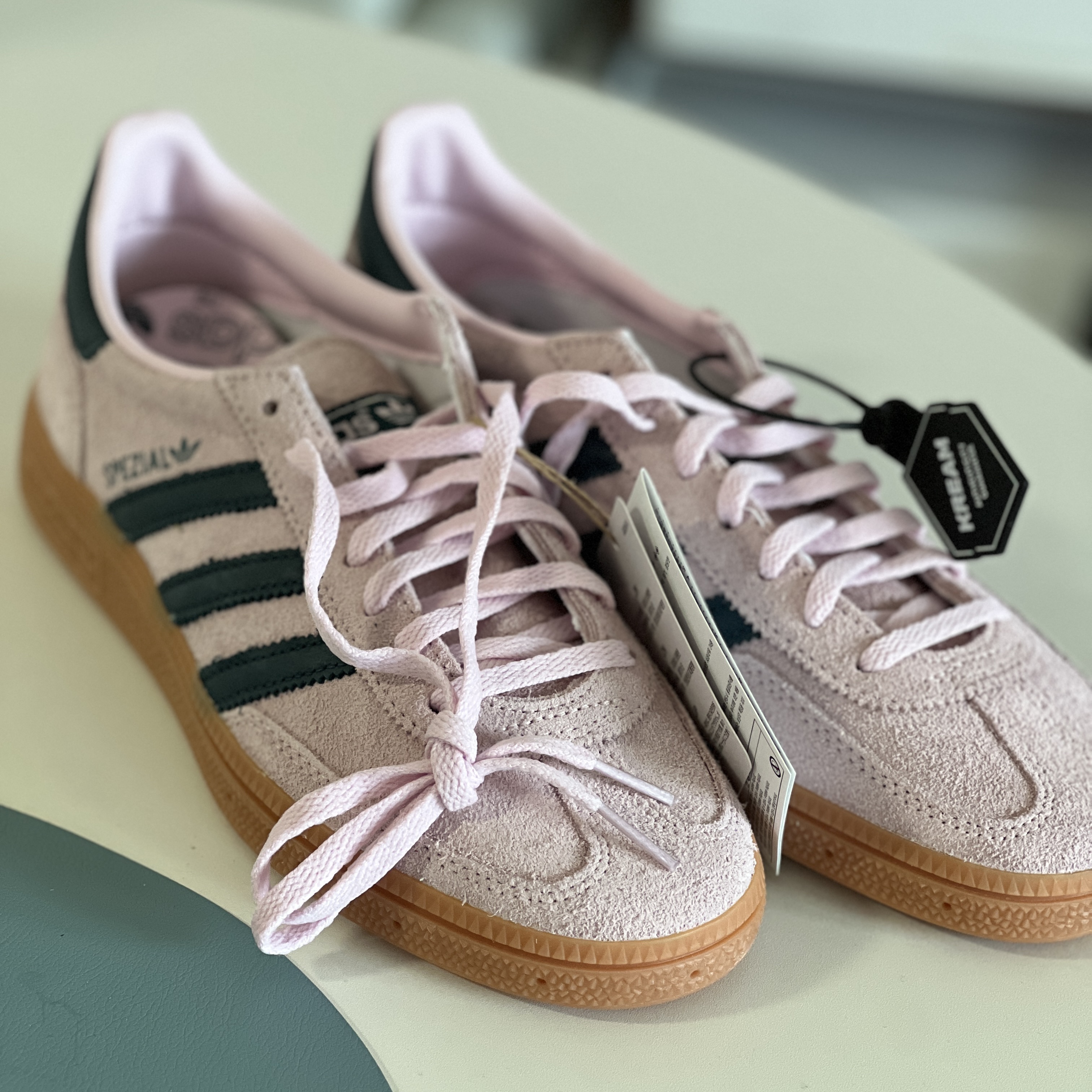(W) Adidas Spezial Handball Clear Pink 착용 스타일