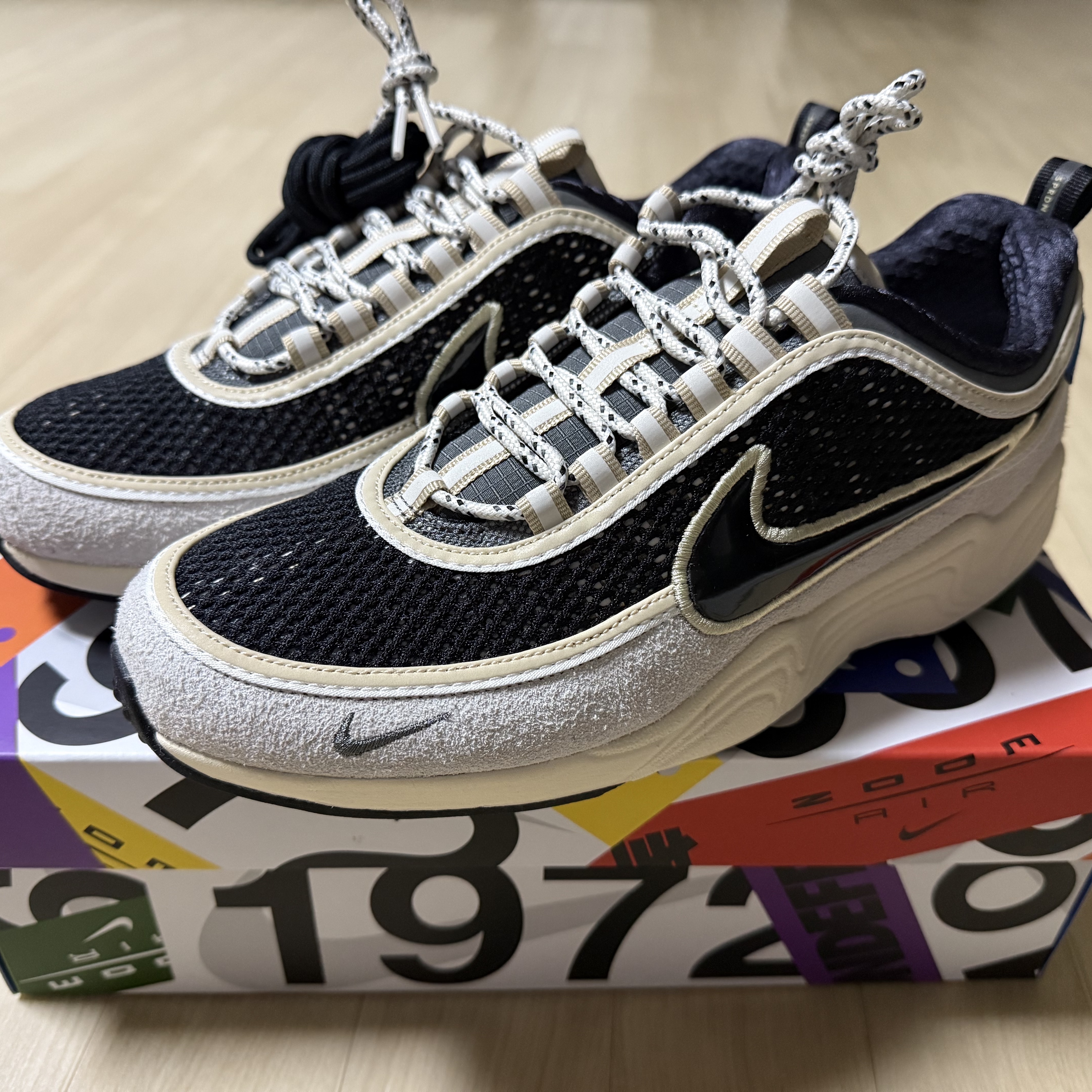 Nike x Undefeated Air Zoom Spiridon Phantom Black 착용 스타일