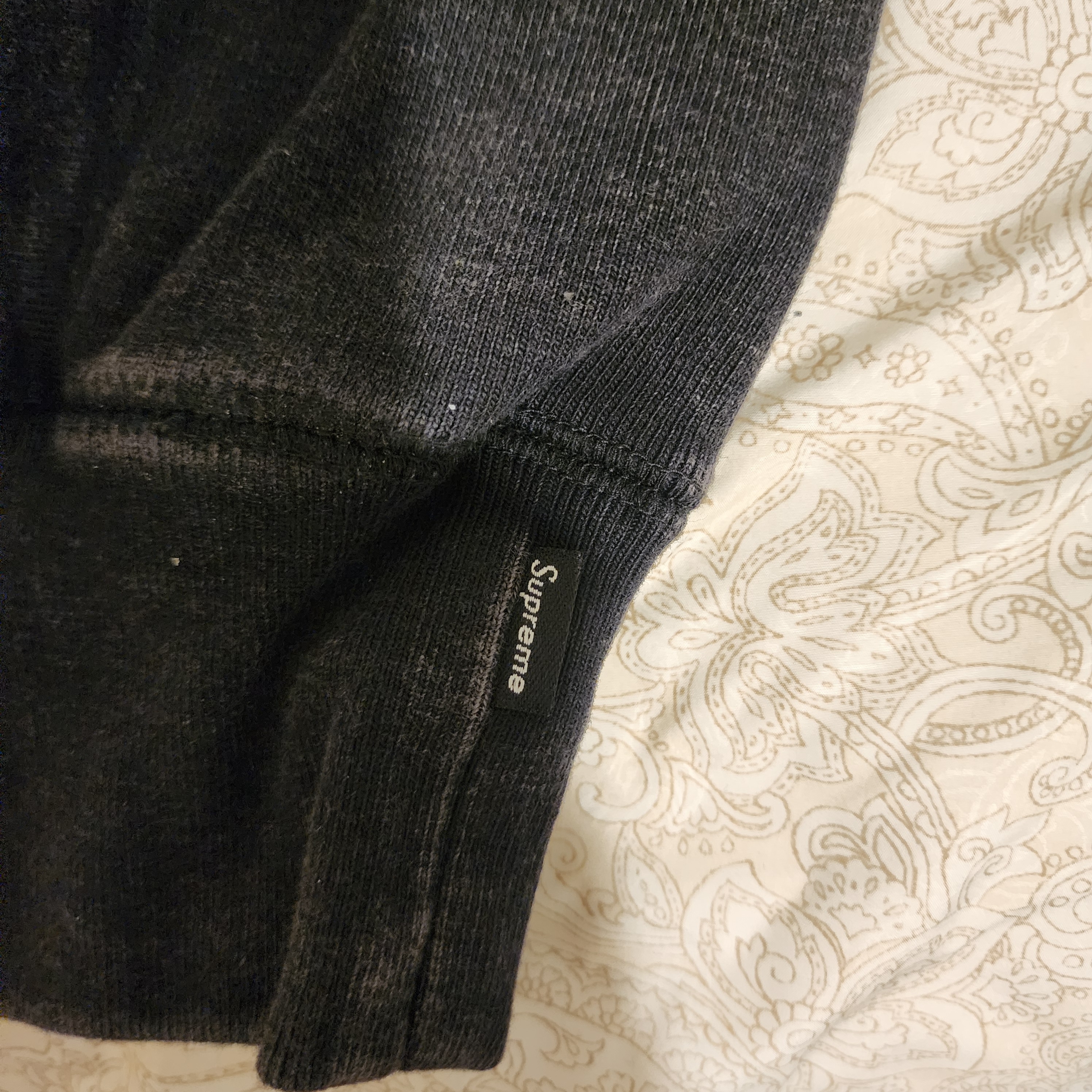 Supreme Washed Box Logo Crewneck Black - 25SS 착용 스타일 - 3