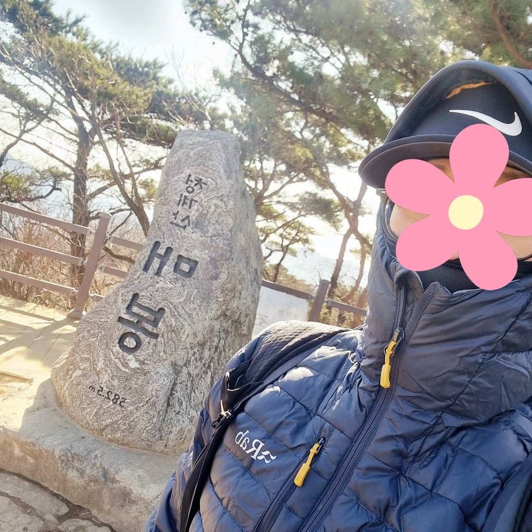 [재입고]Rab Microlight Alpine Jacket Beluga 착용 스타일