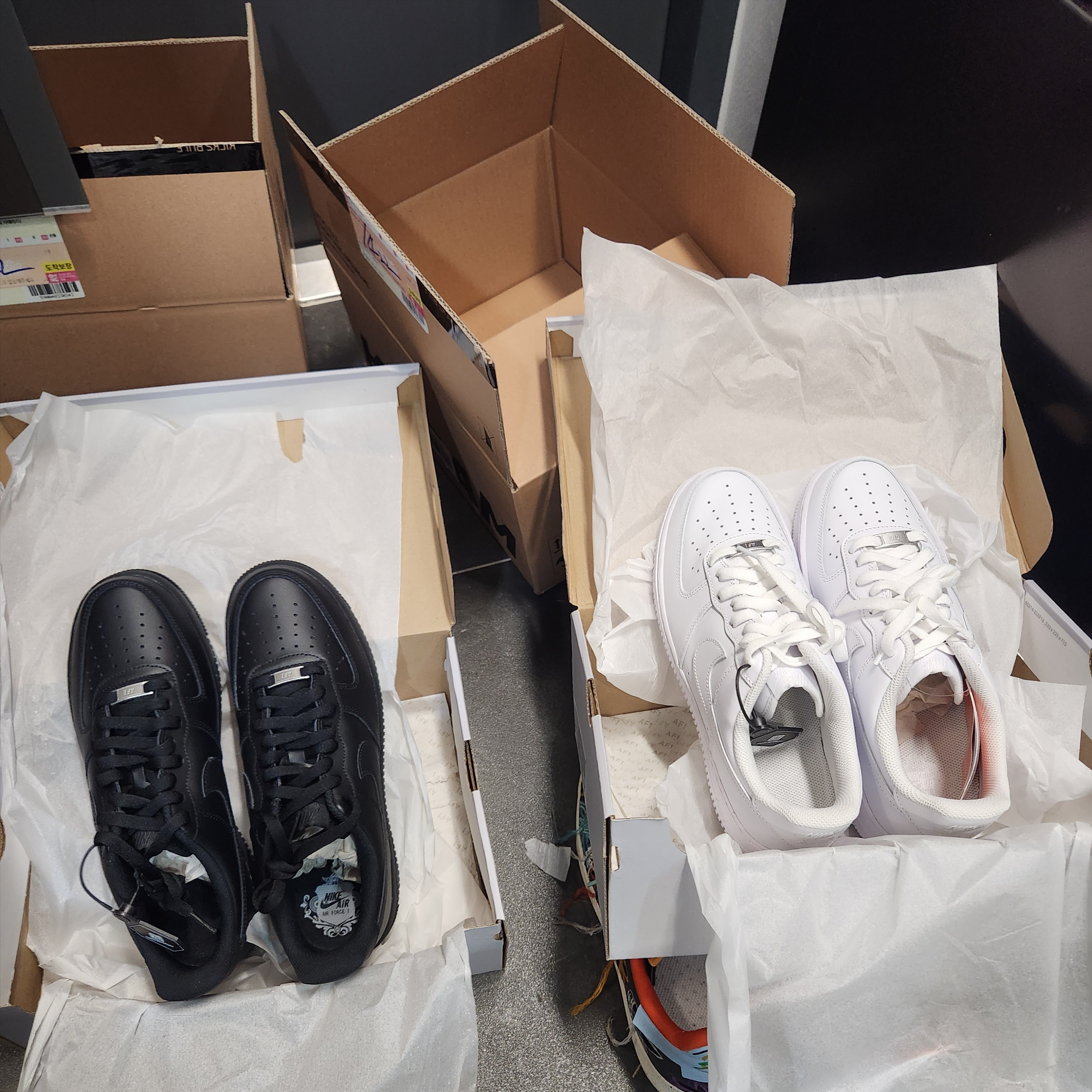Nike Air Force 1 '07 Low White 착용 스타일 - 1