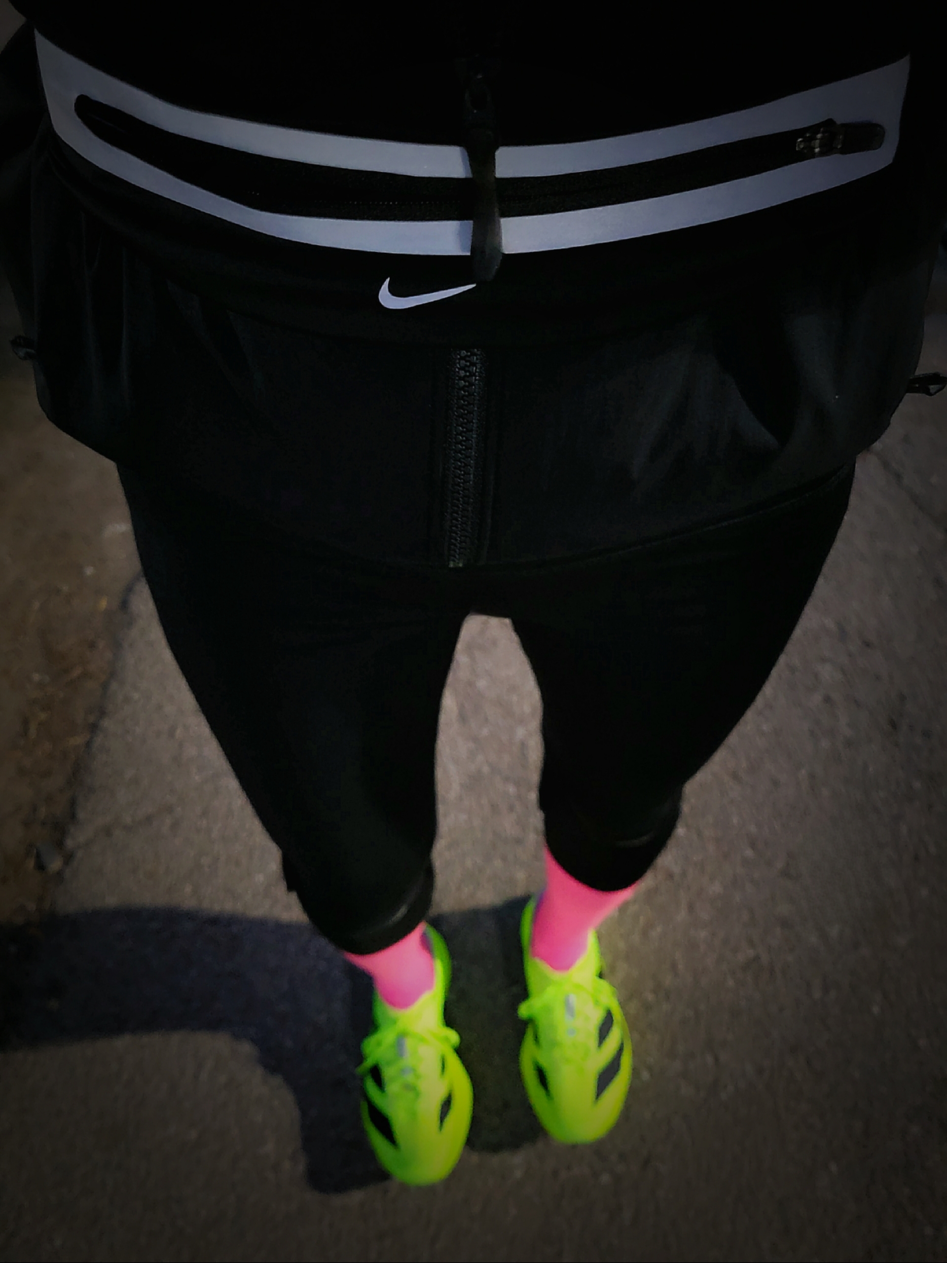 Adidas Adizero Adios Pro 4 Lucid Lemon Core Black, Nike Slim Running Penny Pack Black 착용 스타일