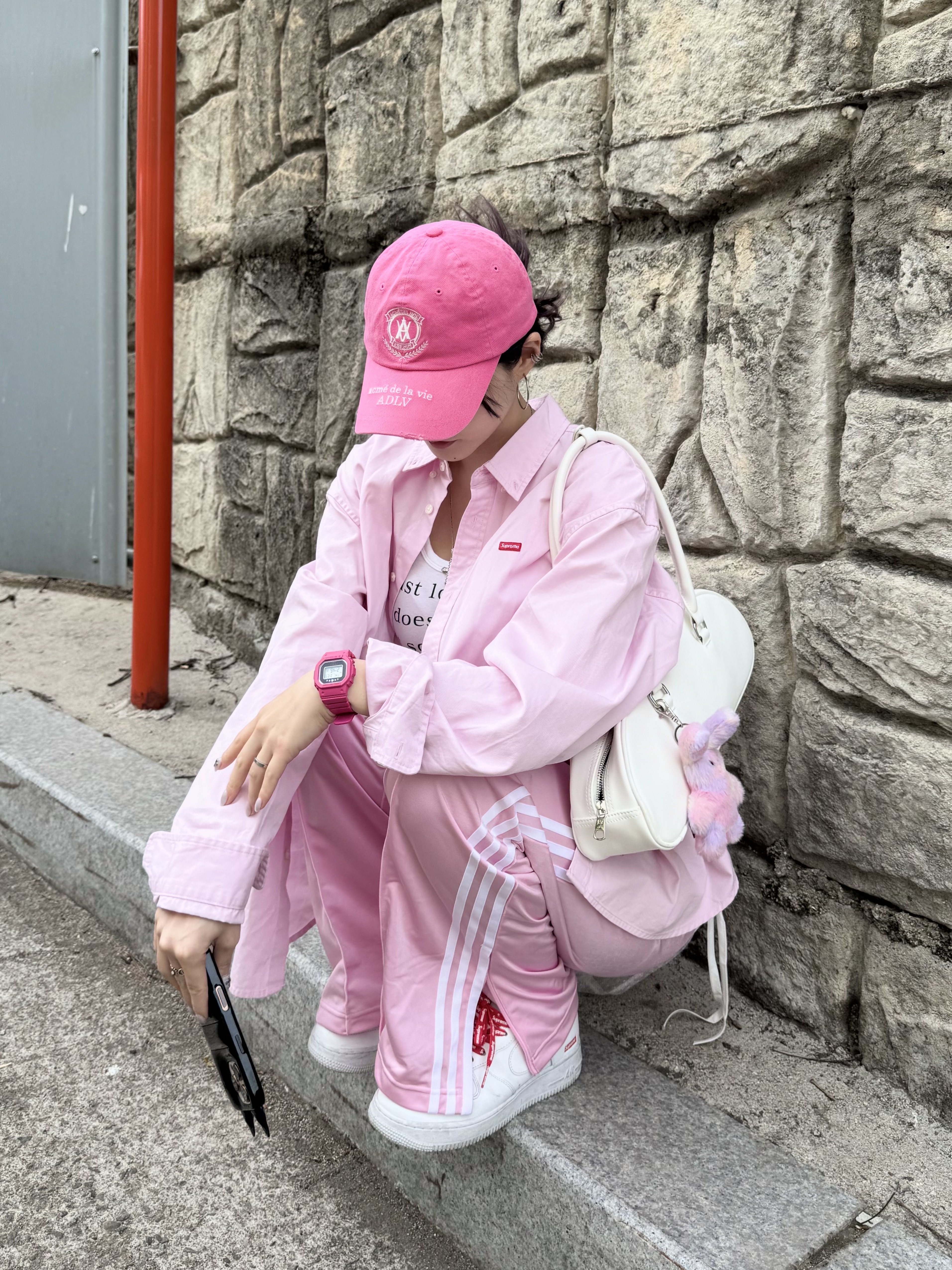 Supreme Small Box Shirt Light Pink - 24FW, (W) Adidas Firebird Loose Track Pants True Pink - KR Sizing 착용 스타일