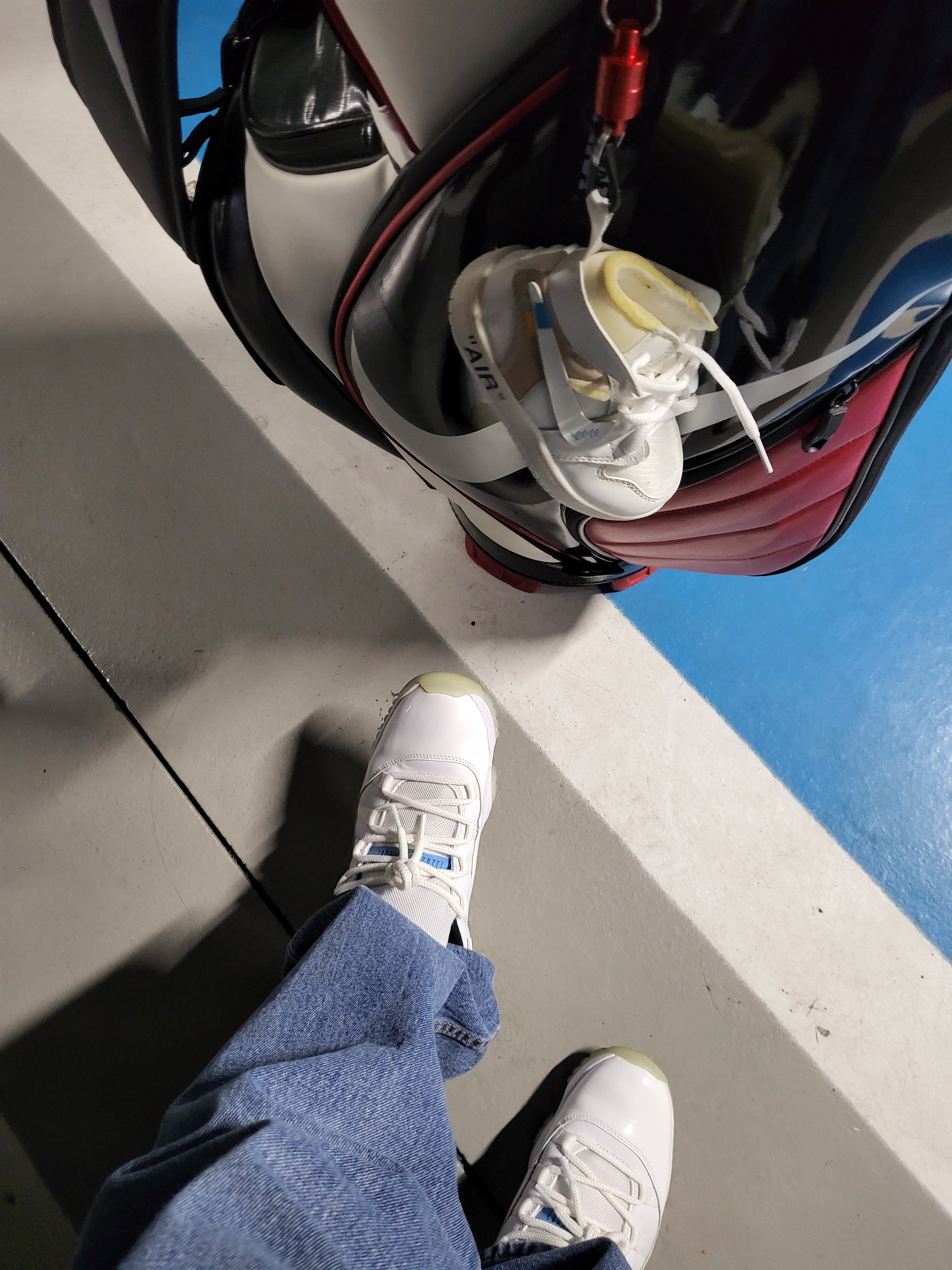 Jordan 11 Retro Low Legend Blue 착용 스타일