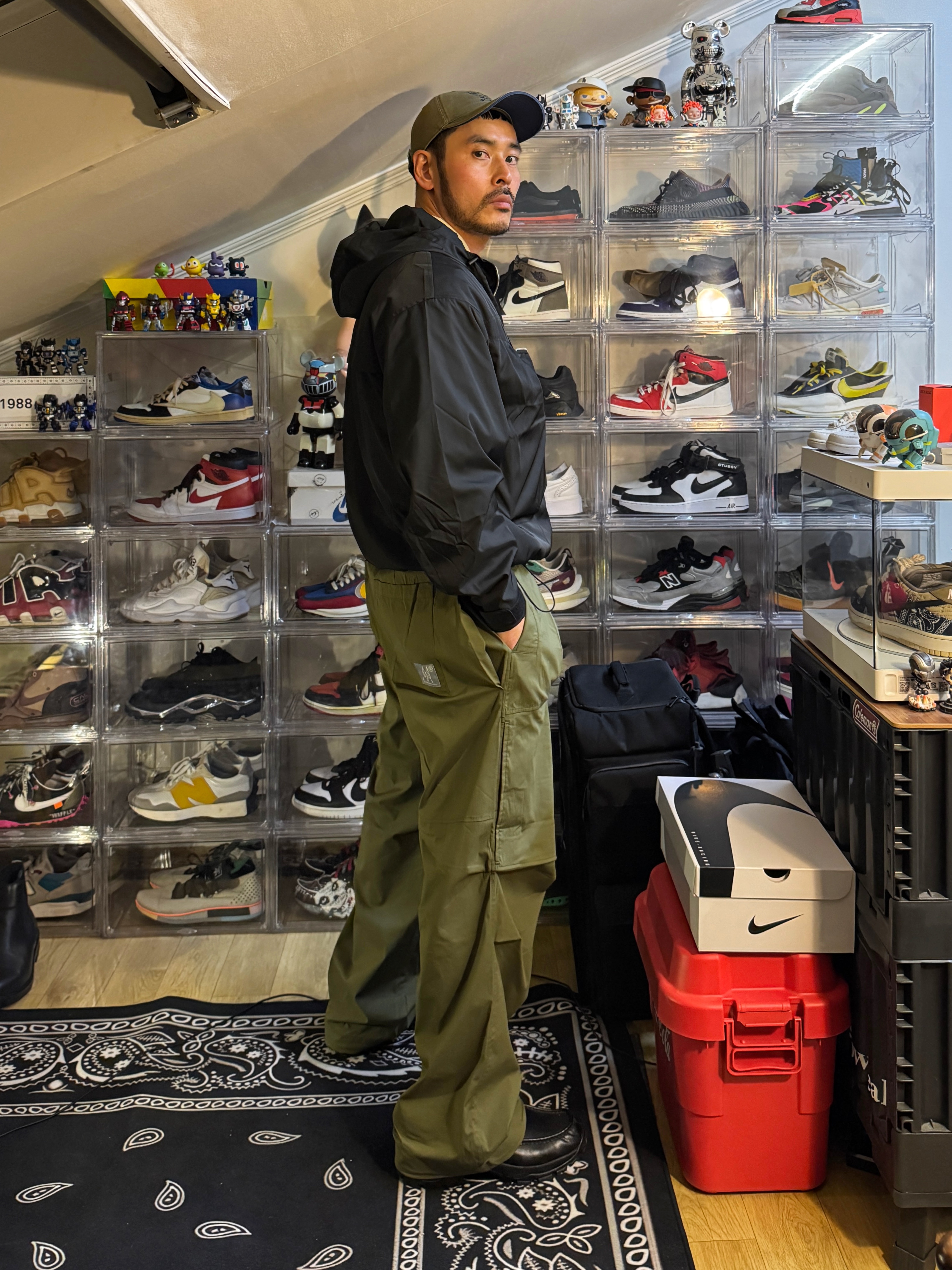 New Balance x DTLR 992 Made in USA Discover and Celebrate, Nike x Stussy Air Force 1 '07 Mid SP Black and Light Bone 착용 스타일 - 3