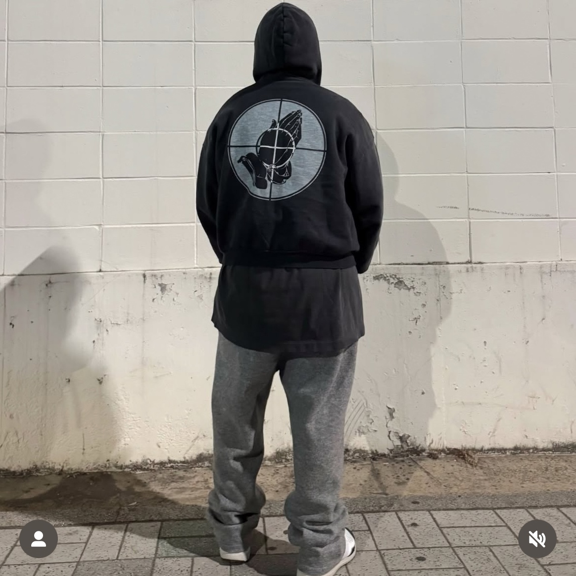 Saint Mxxxxxx x Fear of God SNT S/S T-Shirt Black - 25SS 착용 스타일 - 3