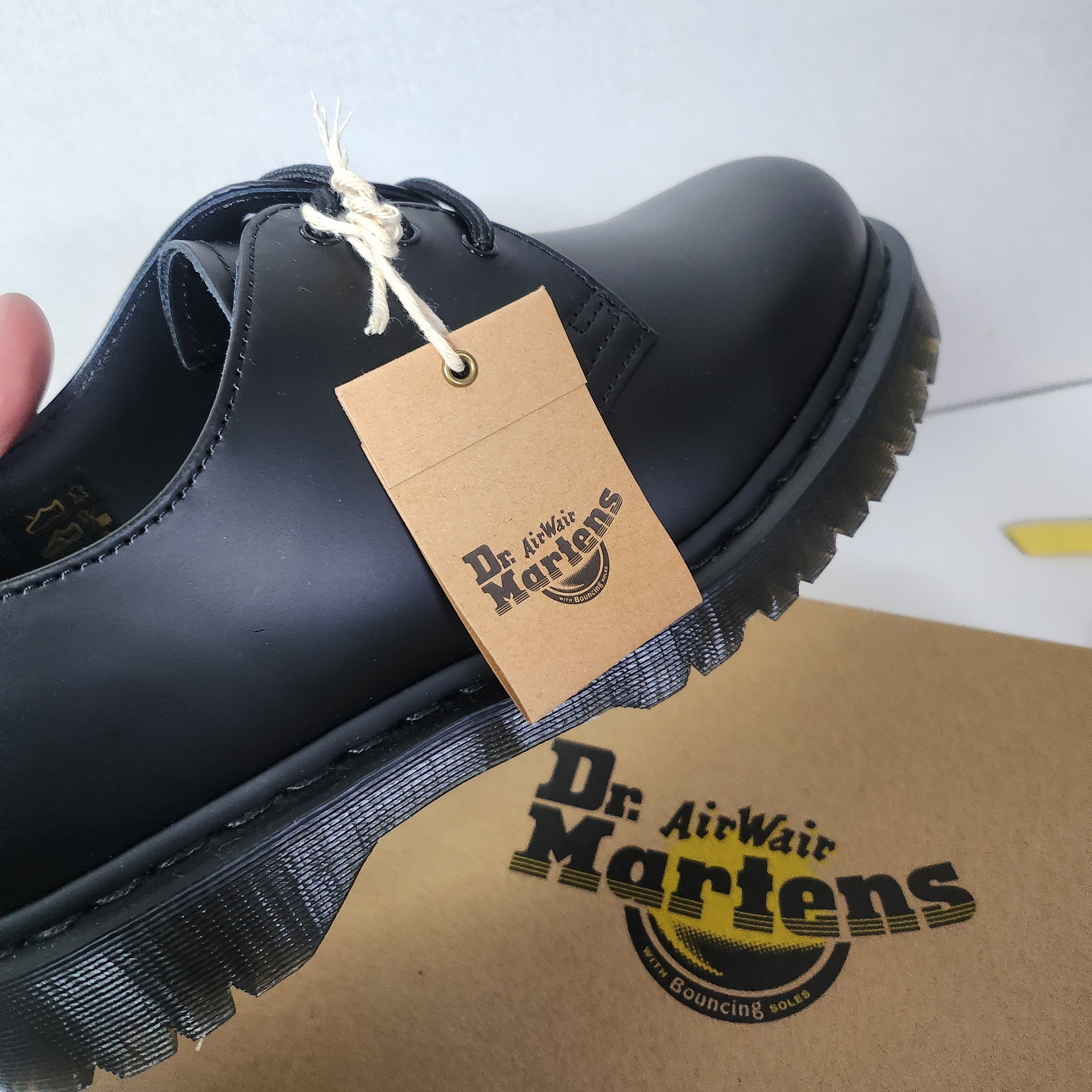 Dr. Martens 1461 Bex Mono Black 착용 스타일