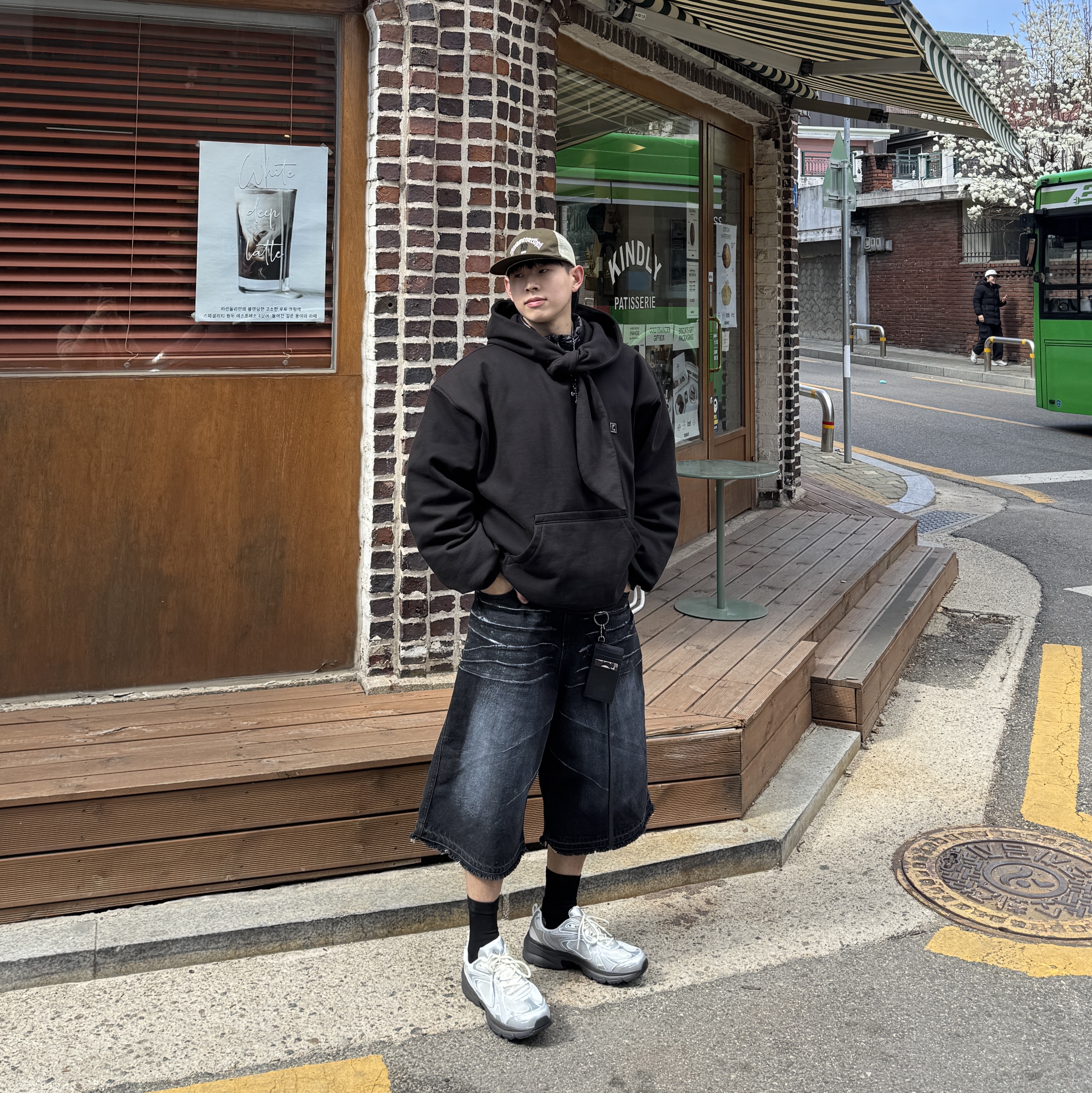 On Running x Post Archive Faction (Paf) Cloudventure Peak Ice Moon 착용 스타일 - 5