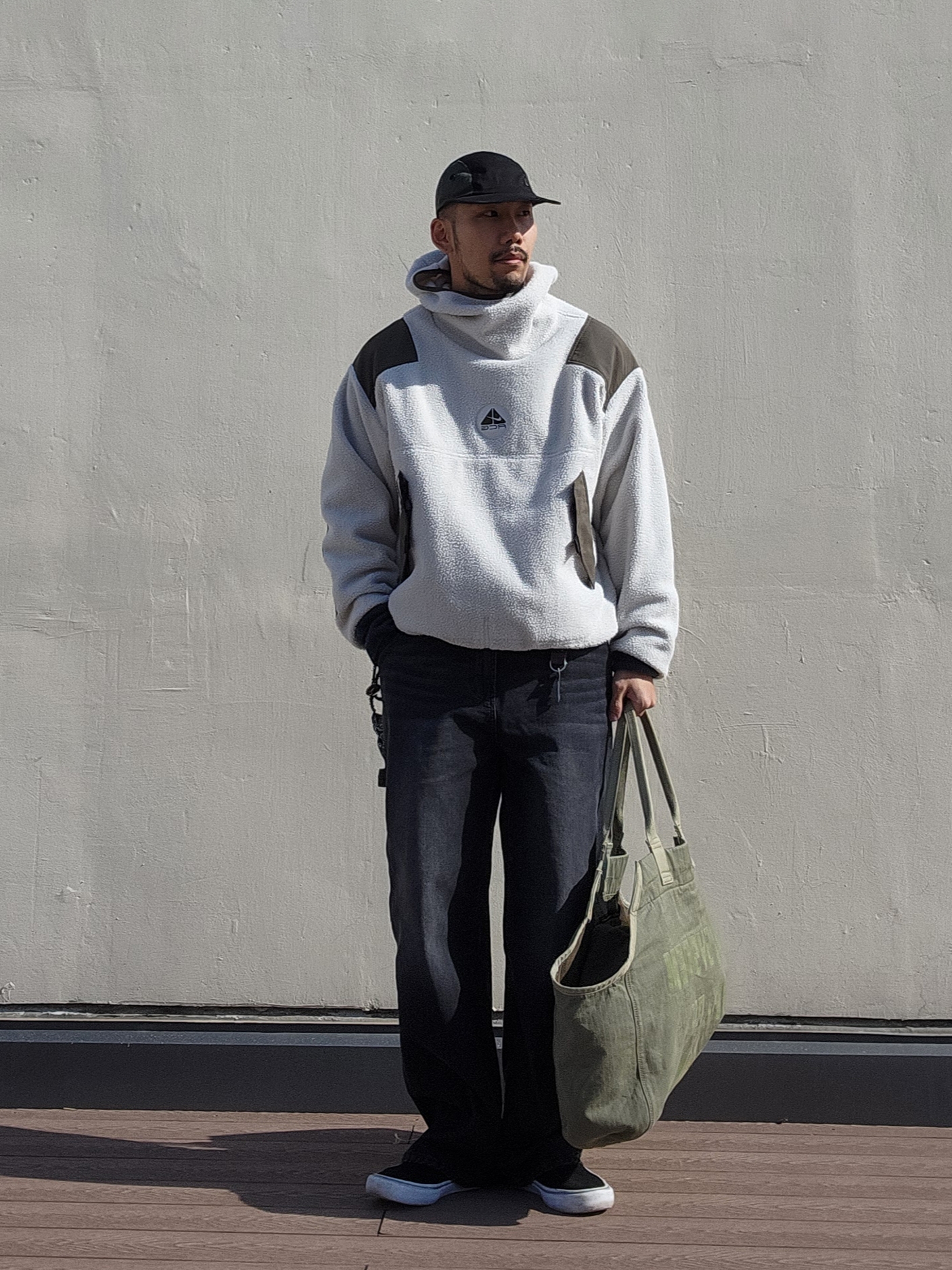 Nike ACG Balaclava Retro Fleece Pullover Light Bone Cargo Khaki - Asia 착용 스타일 - 2