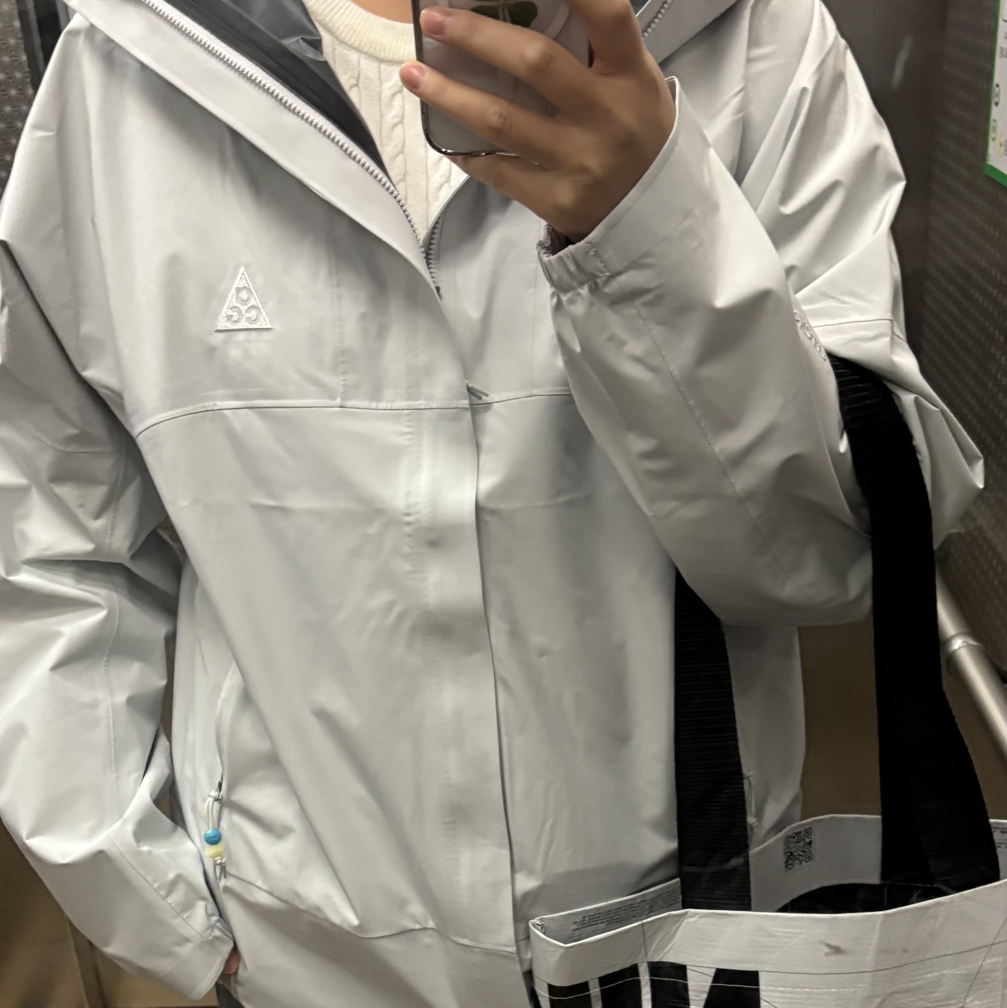 Nike ACG Storm-Fit ADV Cascade Rains Full Zip Jacket Photon Dust - Asia 착용 스타일