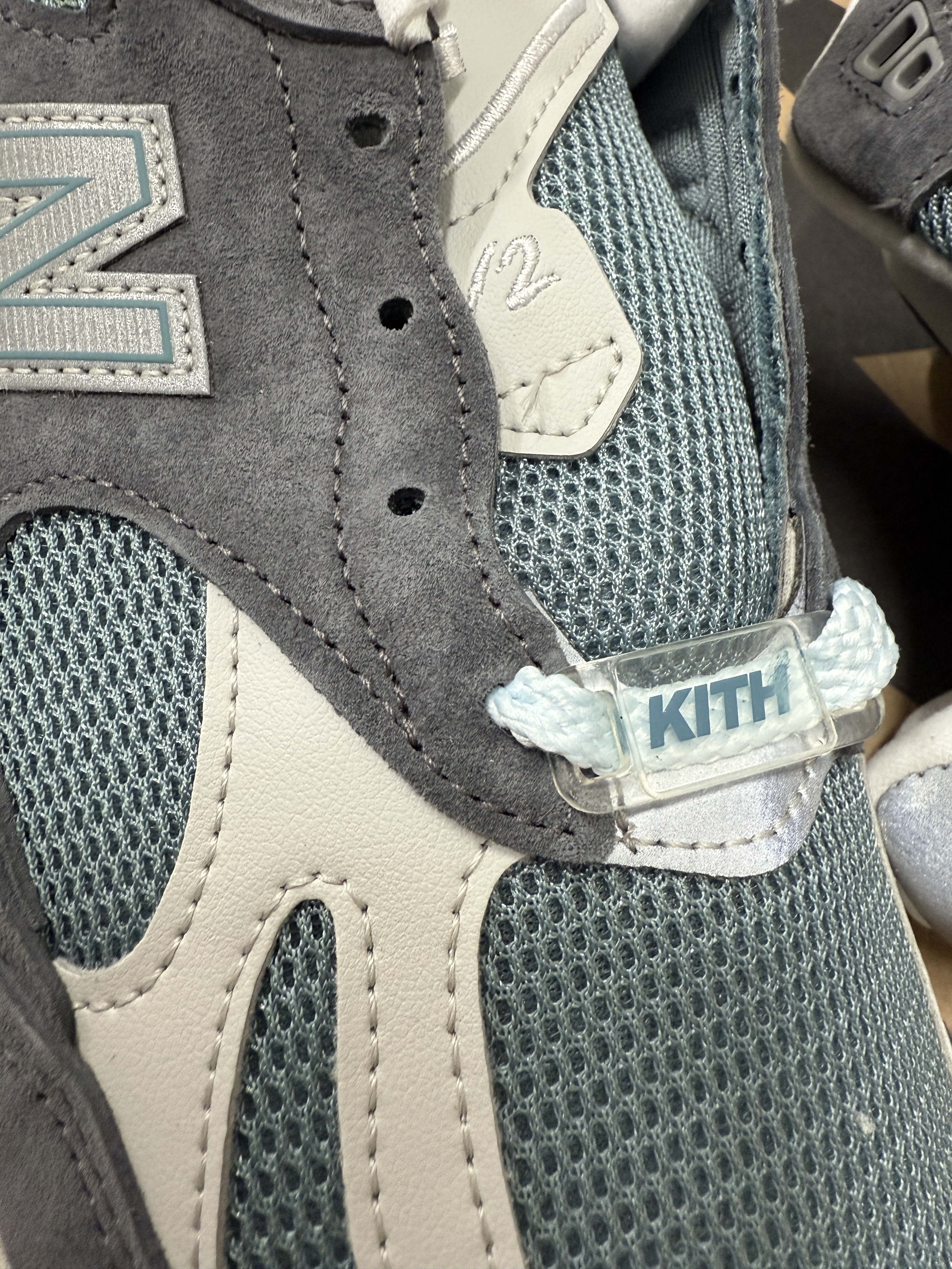 New Balance x Kith 991v2 Made in UK Steel Blue Grey 착용 스타일 - 2