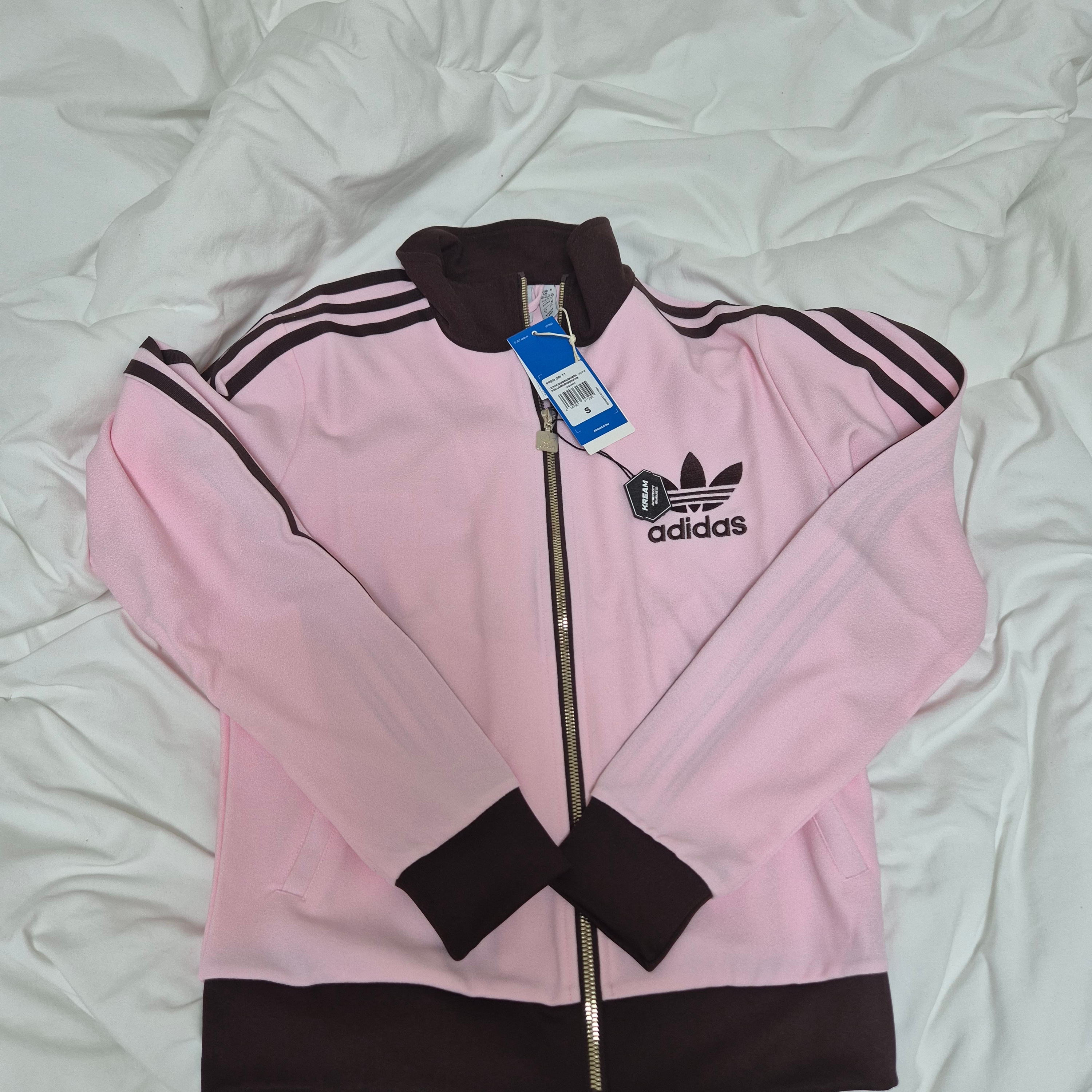 (W) Adidas Premium Originals Track Top Clear Pink Shadow Brown - KR Sizing 착용 스타일