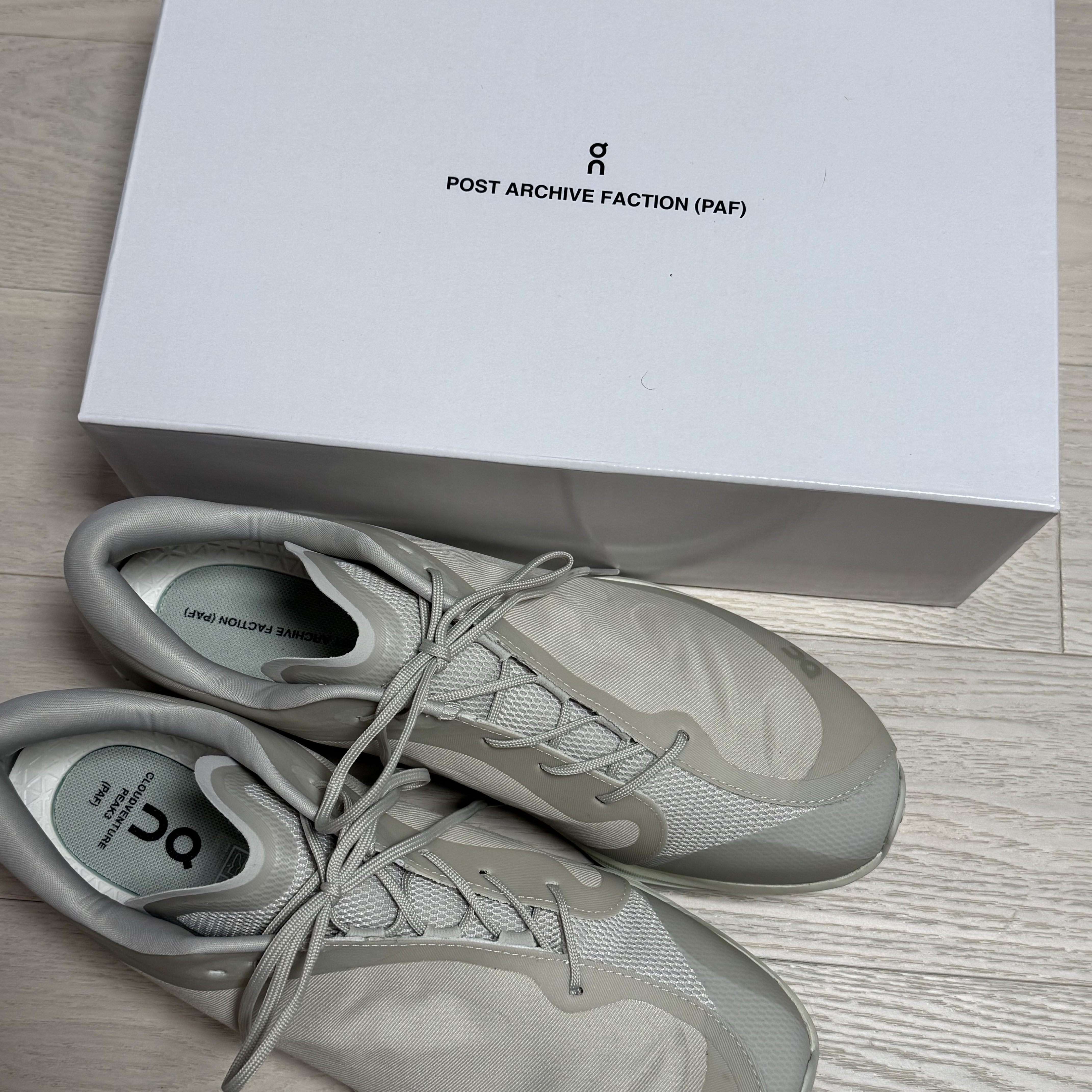 On Running x Post Archive Faction (Paf) Cloudventure Peak Ice Moon, On Running x Post Archive Faction (Paf) Cloudmonster 2 Black Magnet 착용 스타일 - 2