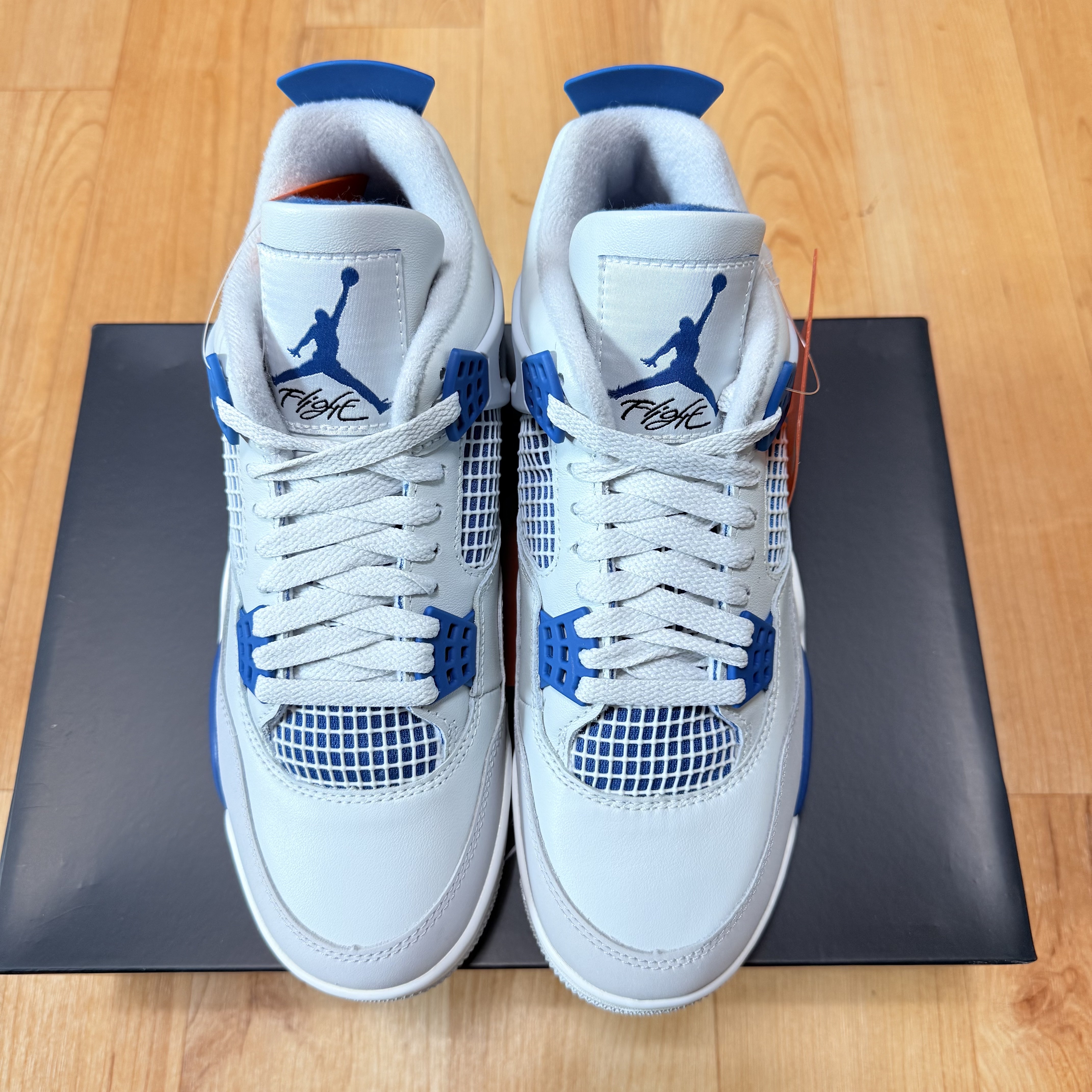 Jordan 4 Retro Industrial Blue 착용 스타일 - 1