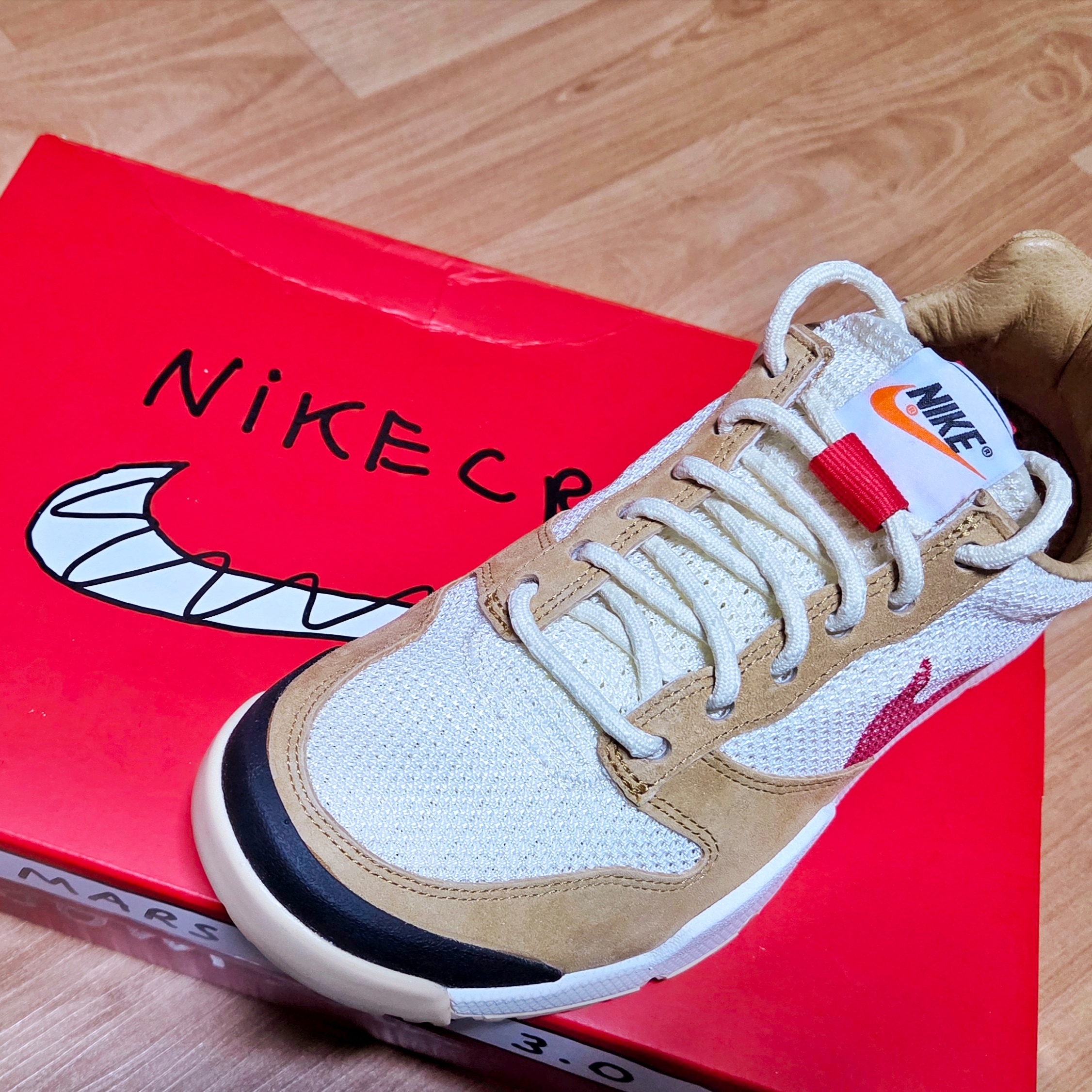 Nike x Tom Sachs Mars Yard Shoe 3.0 Space Camp 착용 스타일 - 2