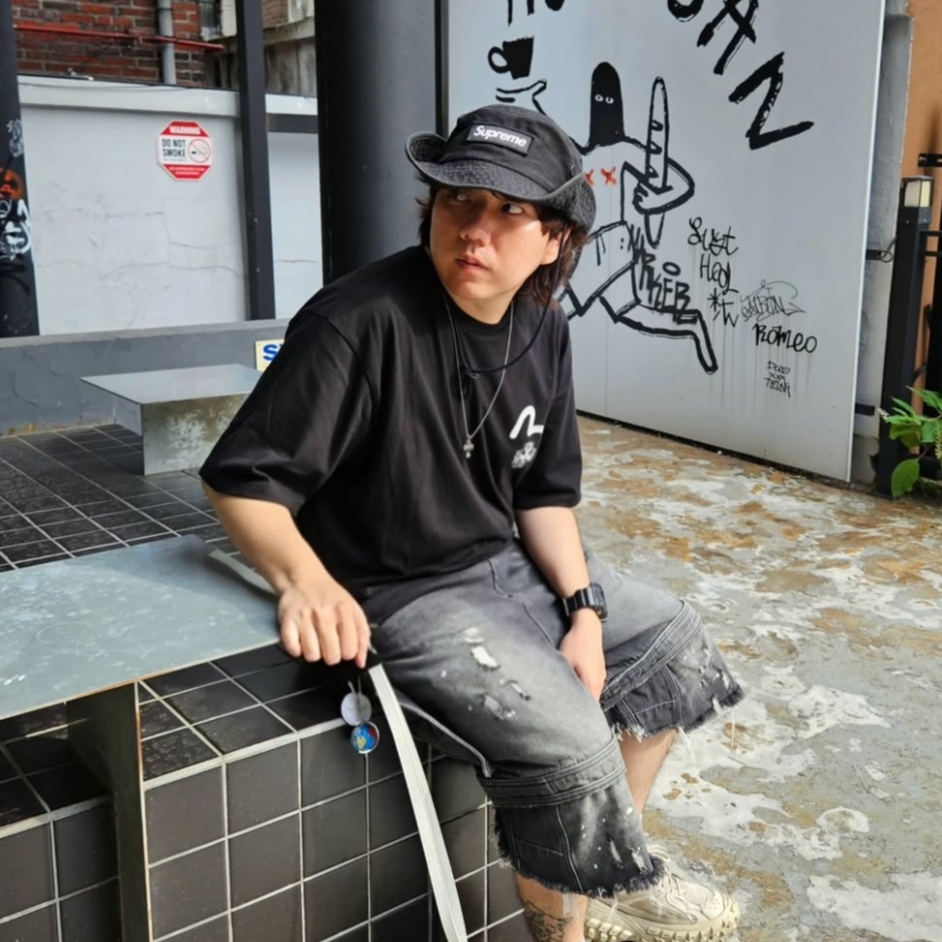 Supreme Military Boonie Black - 24FW 착용 스타일