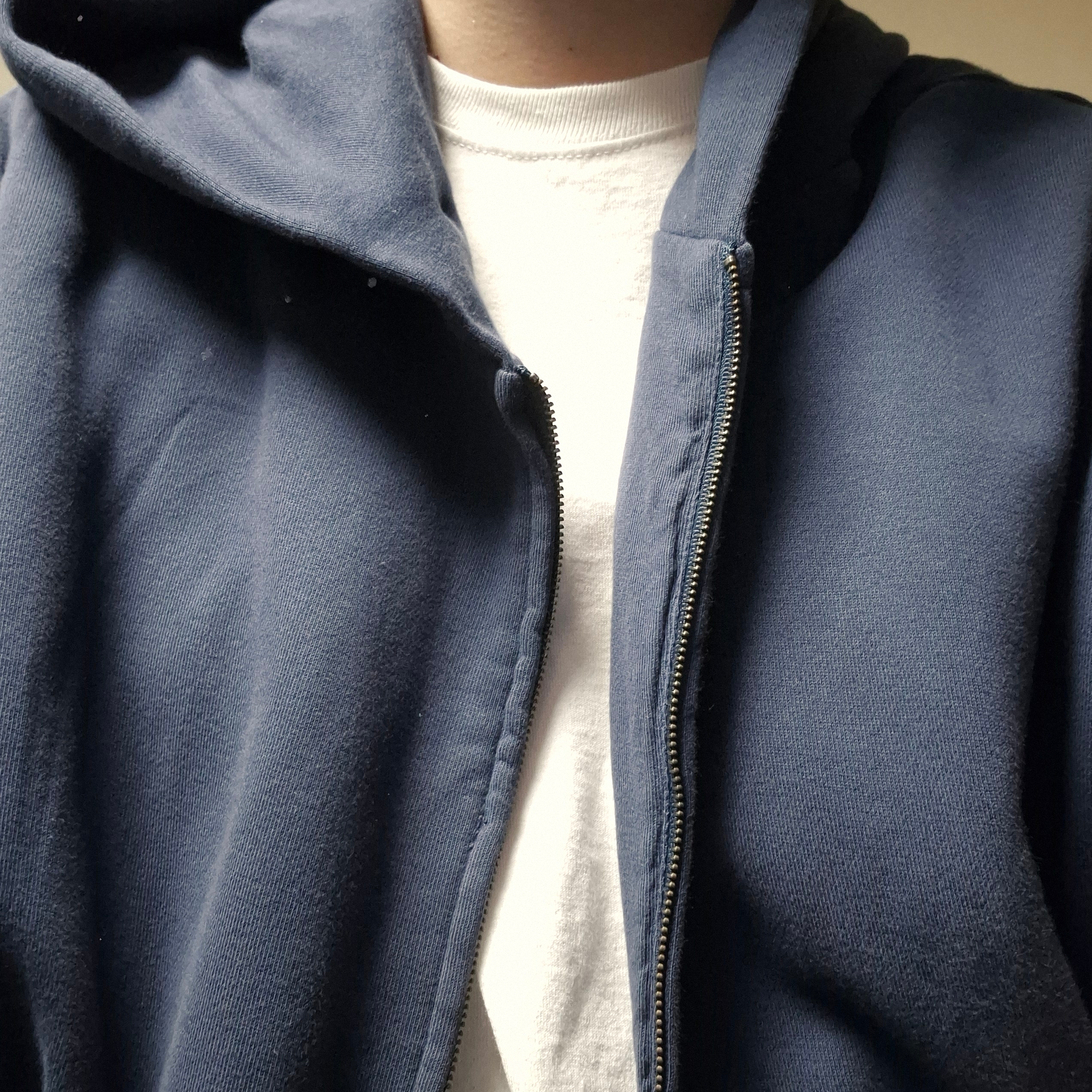 Yeezy YZY Zip-Up Hoodie Navy 착용 스타일