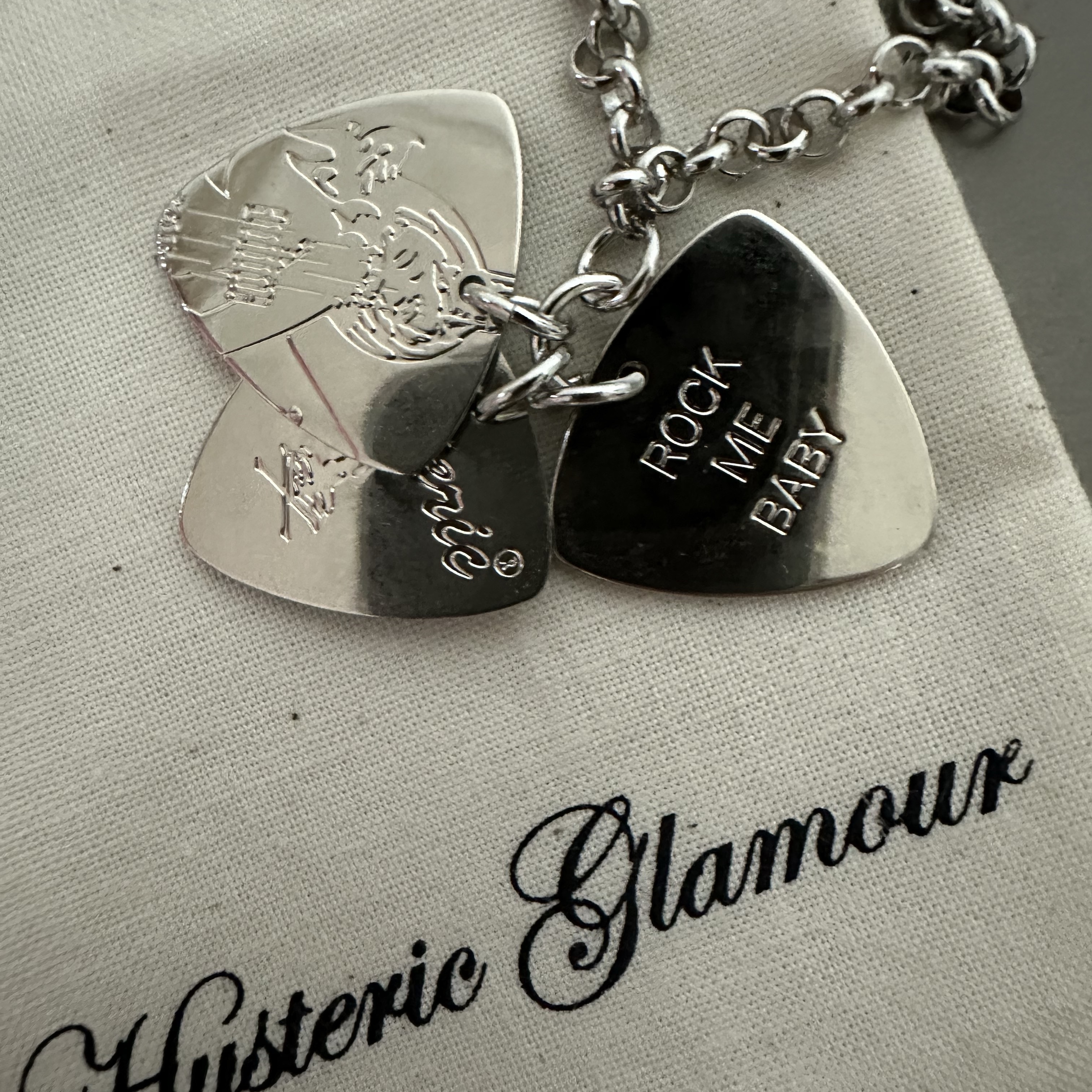 (W) Hysteric Glamour On Skull Pick Necklace Silver 착용 스타일