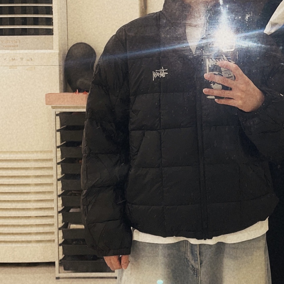 Stussy Midweight Puffer Black 착용 스타일