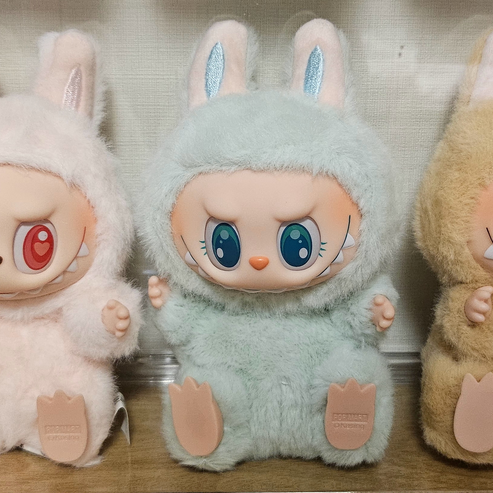 Pop Mart Labubu Let's Play Together Doll Series Sealed Case (6 Blind Boxes) 착용 스타일 - 2