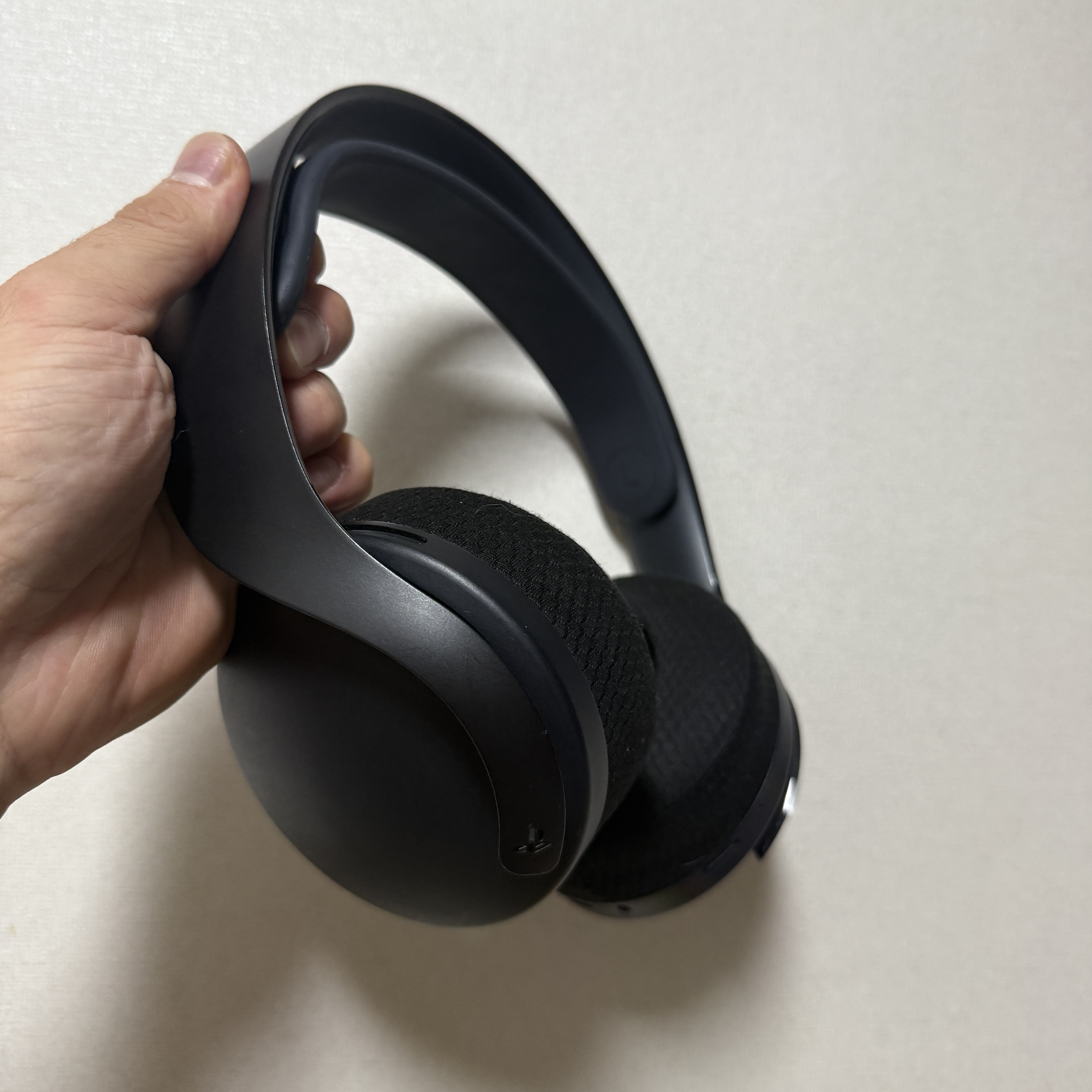 Playstation 5 Pulse 3D Wireless Headset Black (Korean Ver.) 착용 스타일