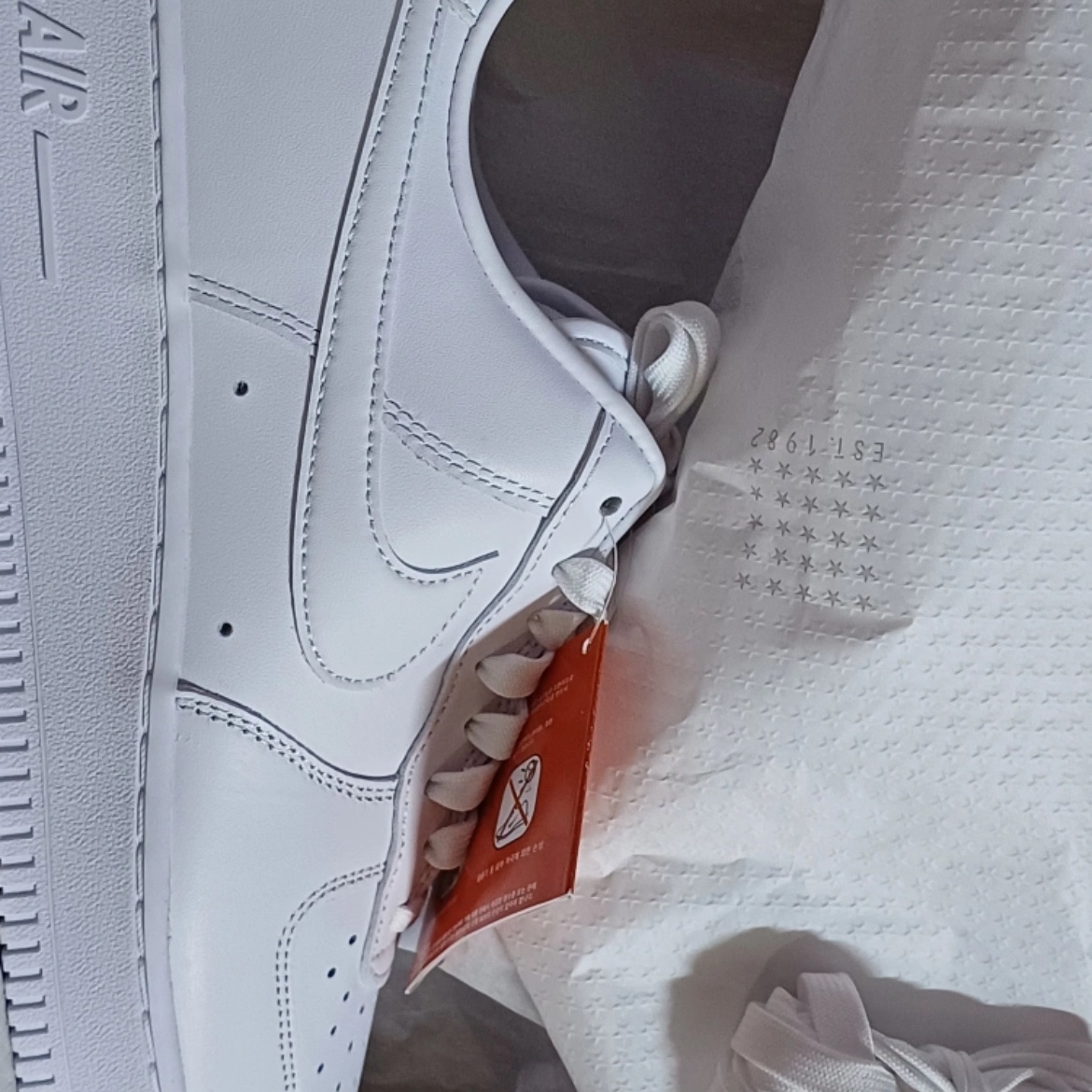 Nike Air Force 1 '07 Fresh White 착용 스타일