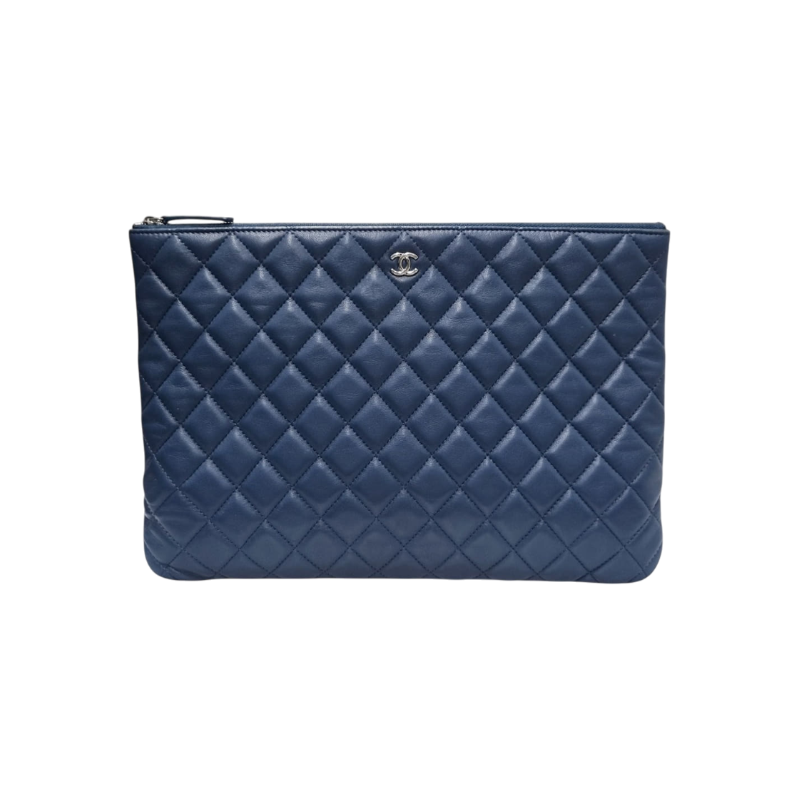 샤넬 A82552 블루 램스킨 클래식 코코 은장 로고 라지 클러치(Chanel A82552 Blue Lambskin Classic Coco Silver Logo Large Clutch) - 1