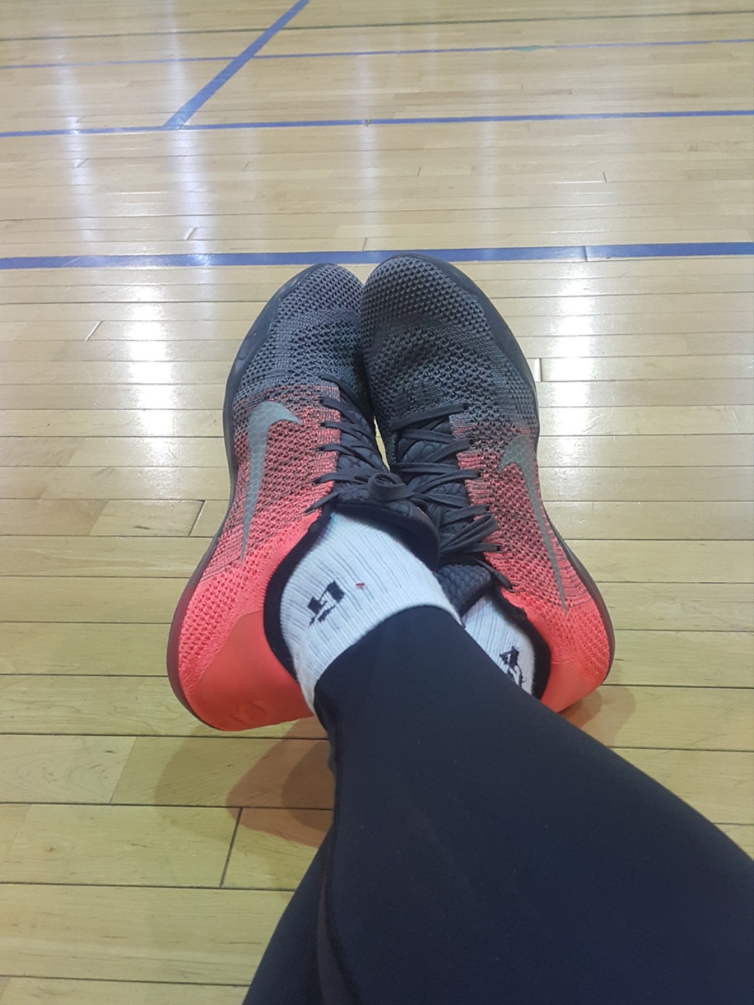Nike Kobe 11 Elite Low Easter 착용 스타일
